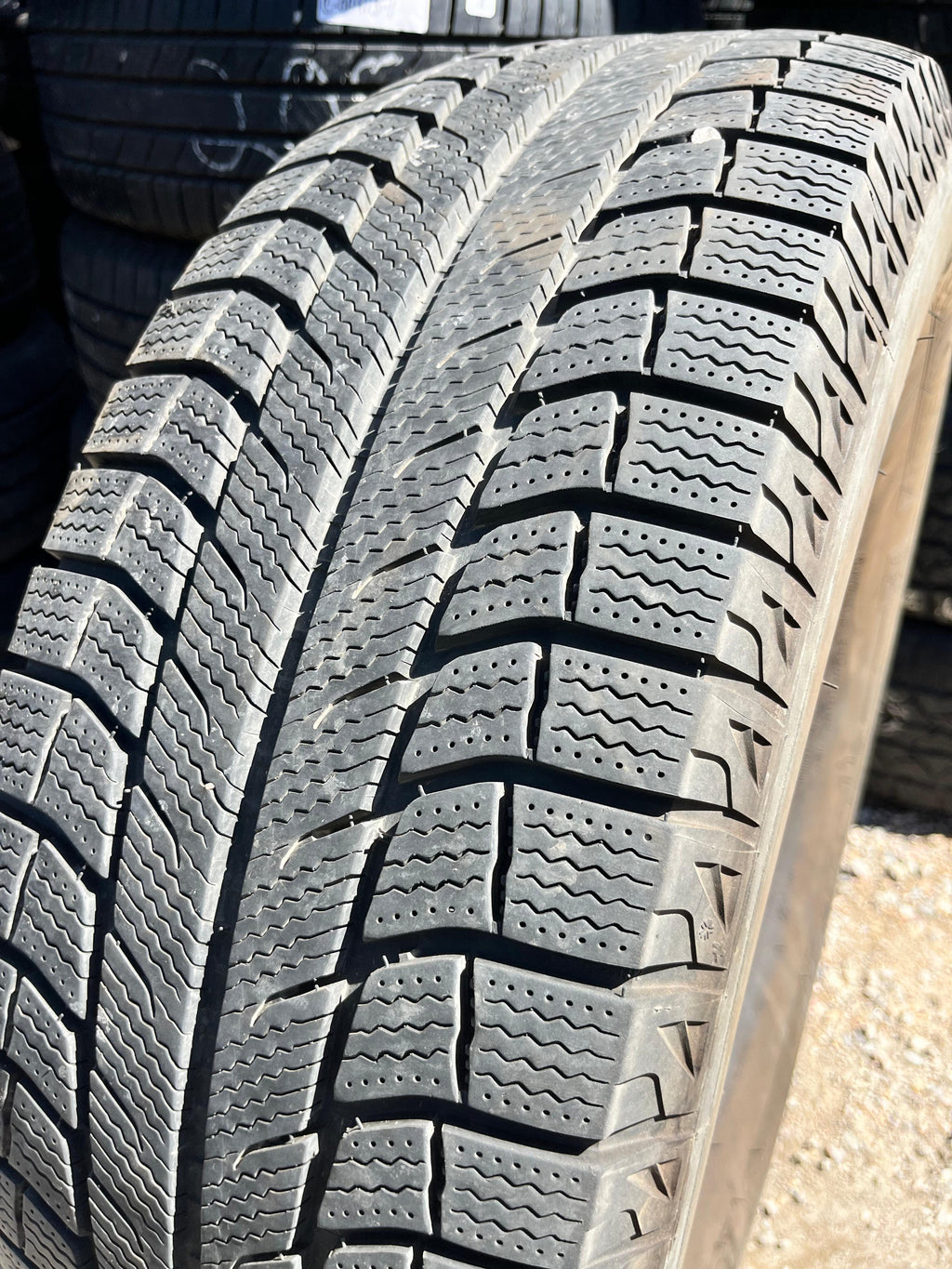 265/70R16 Pair (2 Used Tires) MICHELIN Latitude (X-ICE)❄️