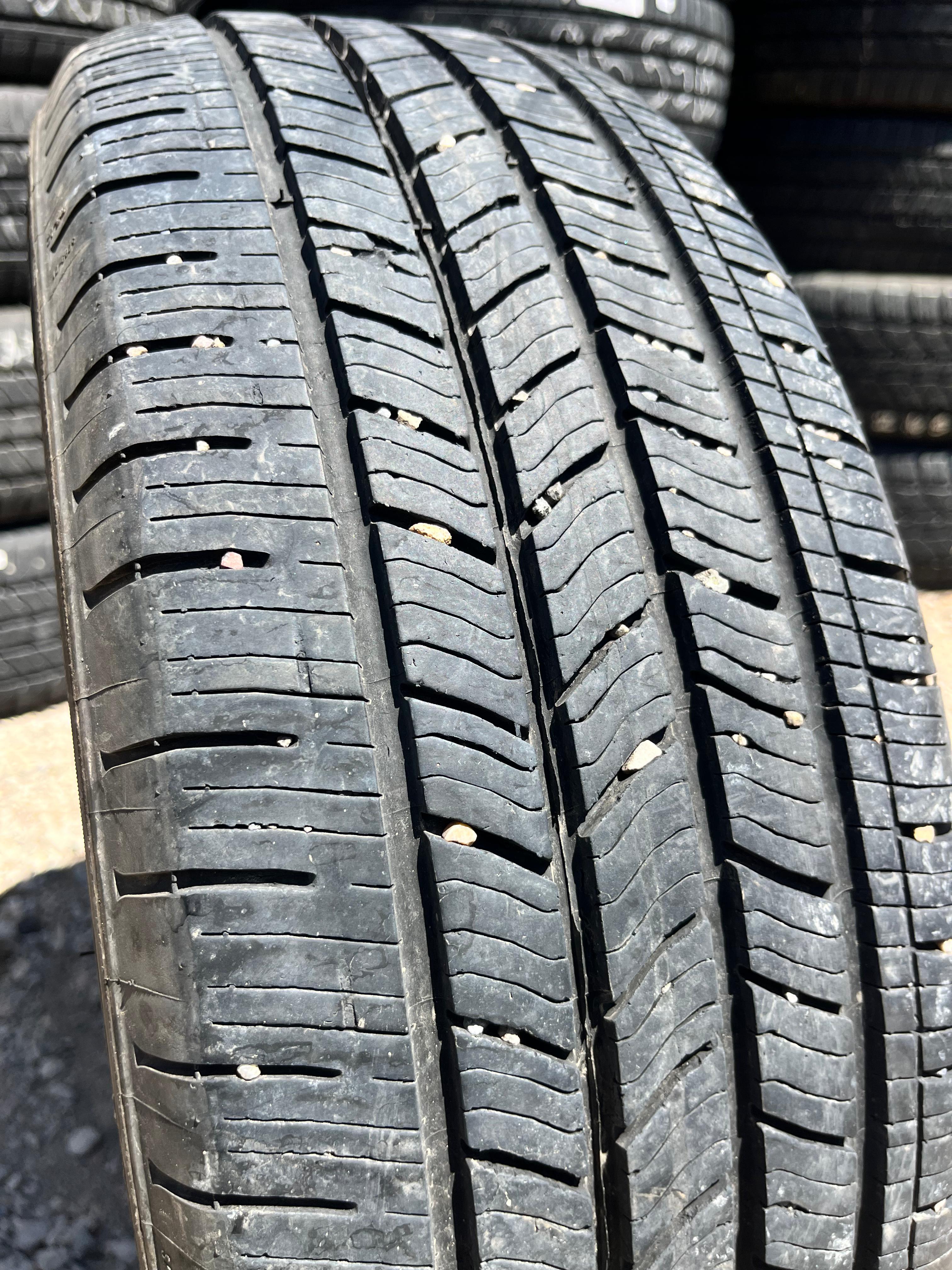 205/60R16  Pair (2 Used Tires) MICHELIN Energy saver
