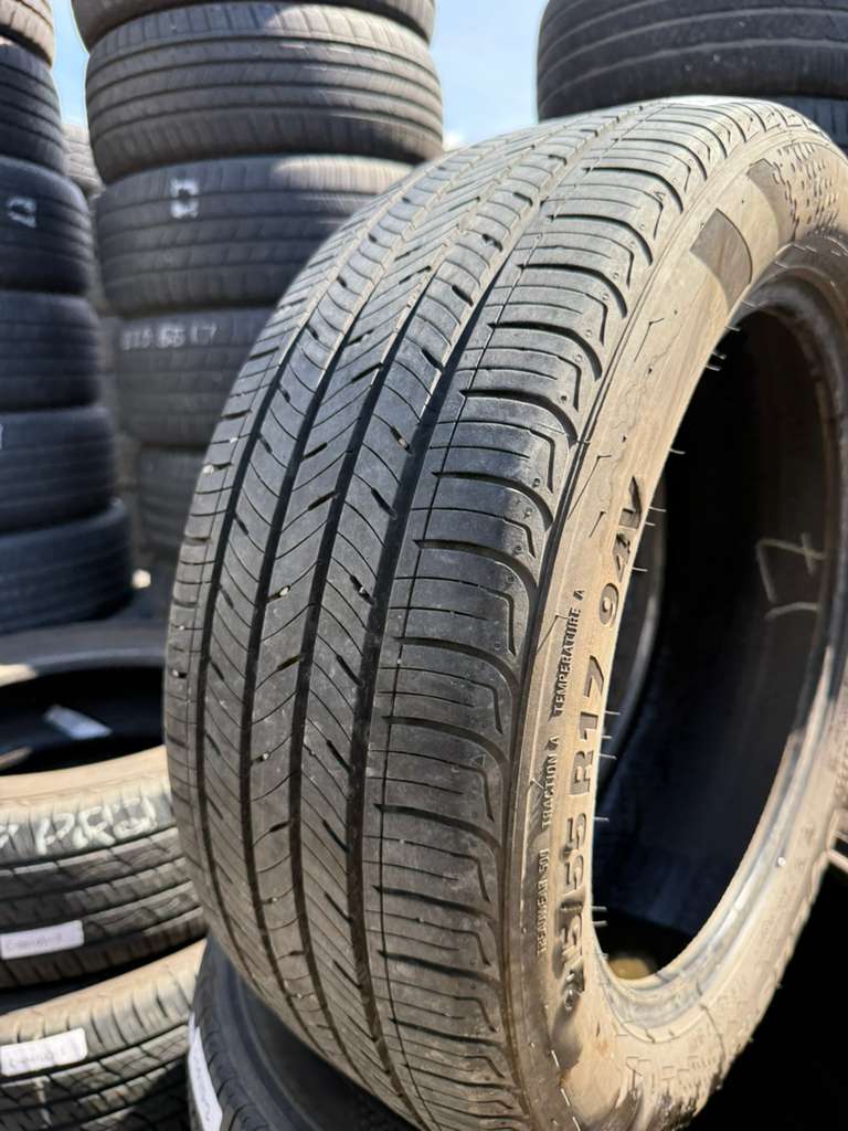 215/55R17 Set (4 Used Tires) Kumho Solus TA31