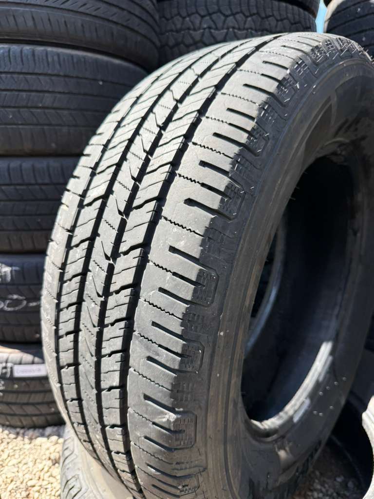245/6R/17  Pair (2 Used Tires) Laufenn X Fit HT