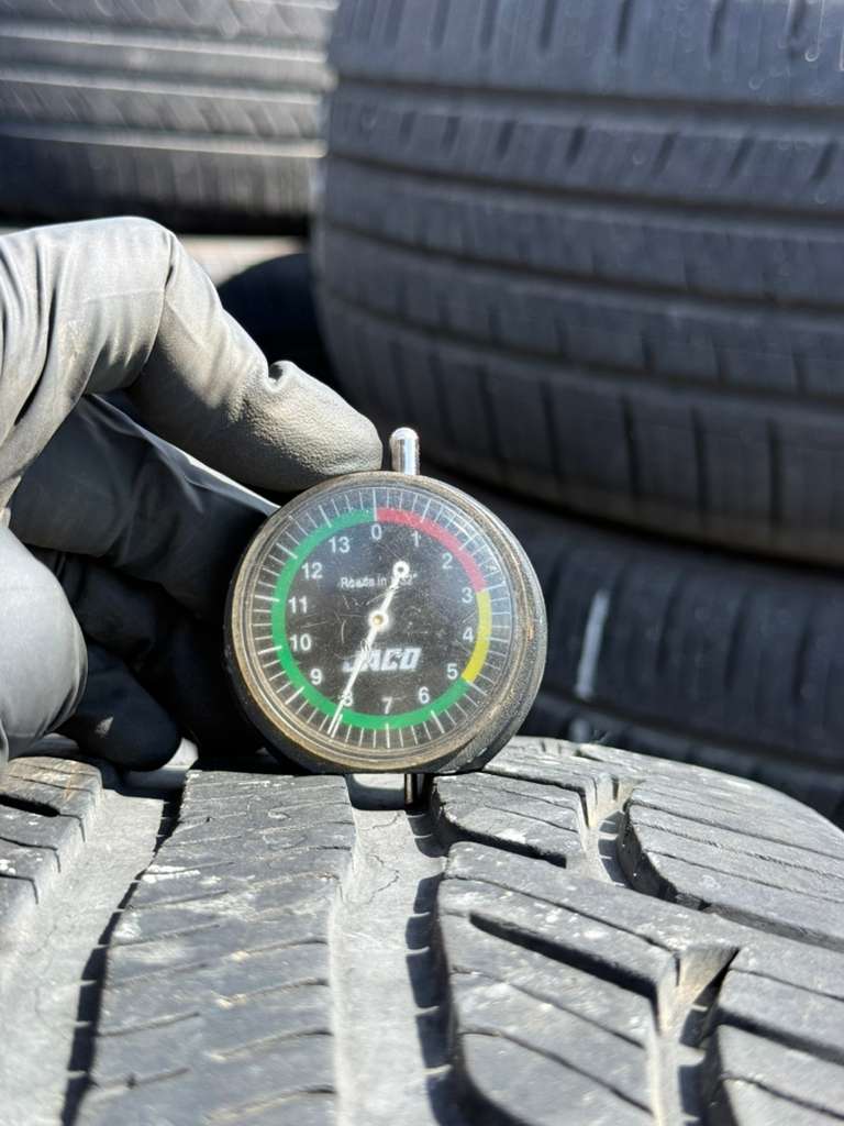 235/65R17 Set (4 Used Tires) BFGoodrich Advantage T/A Sport