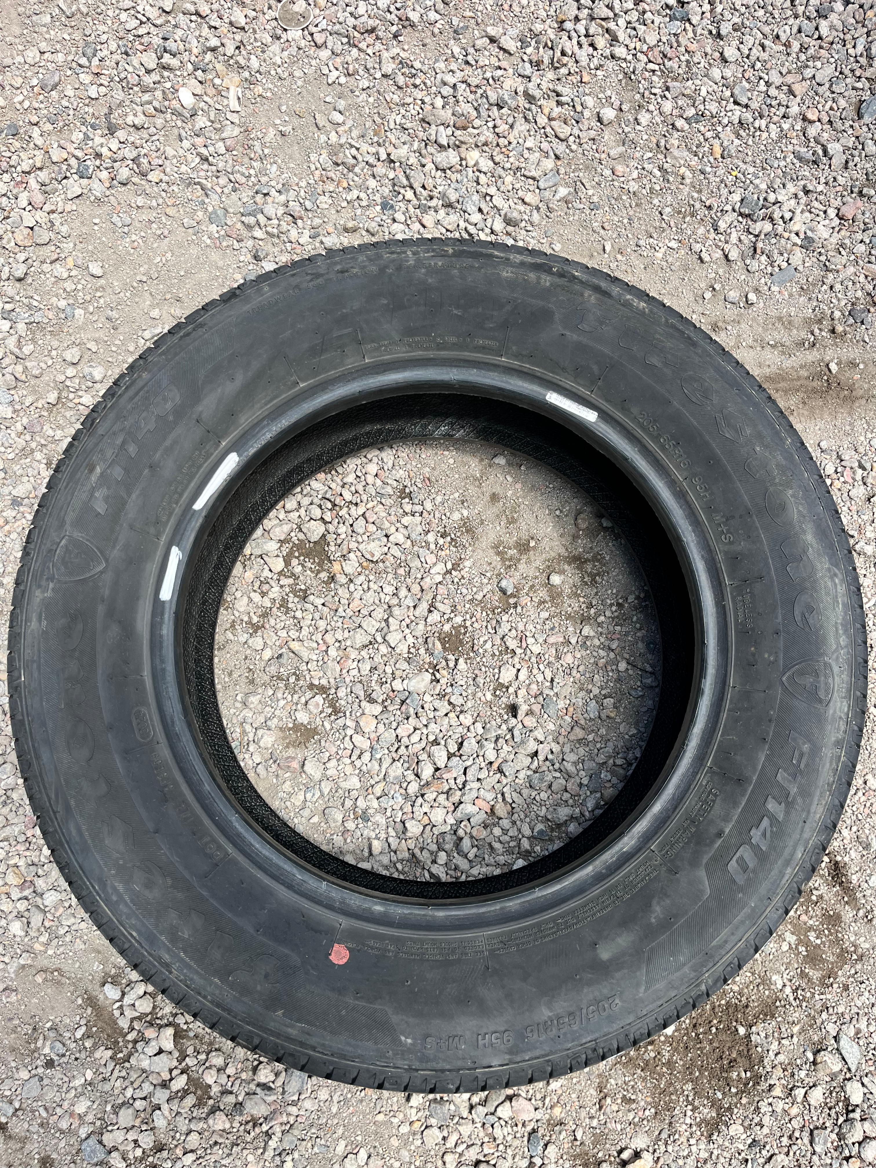 205/65R16  Pair (2 Used Tires) Firestone FT140