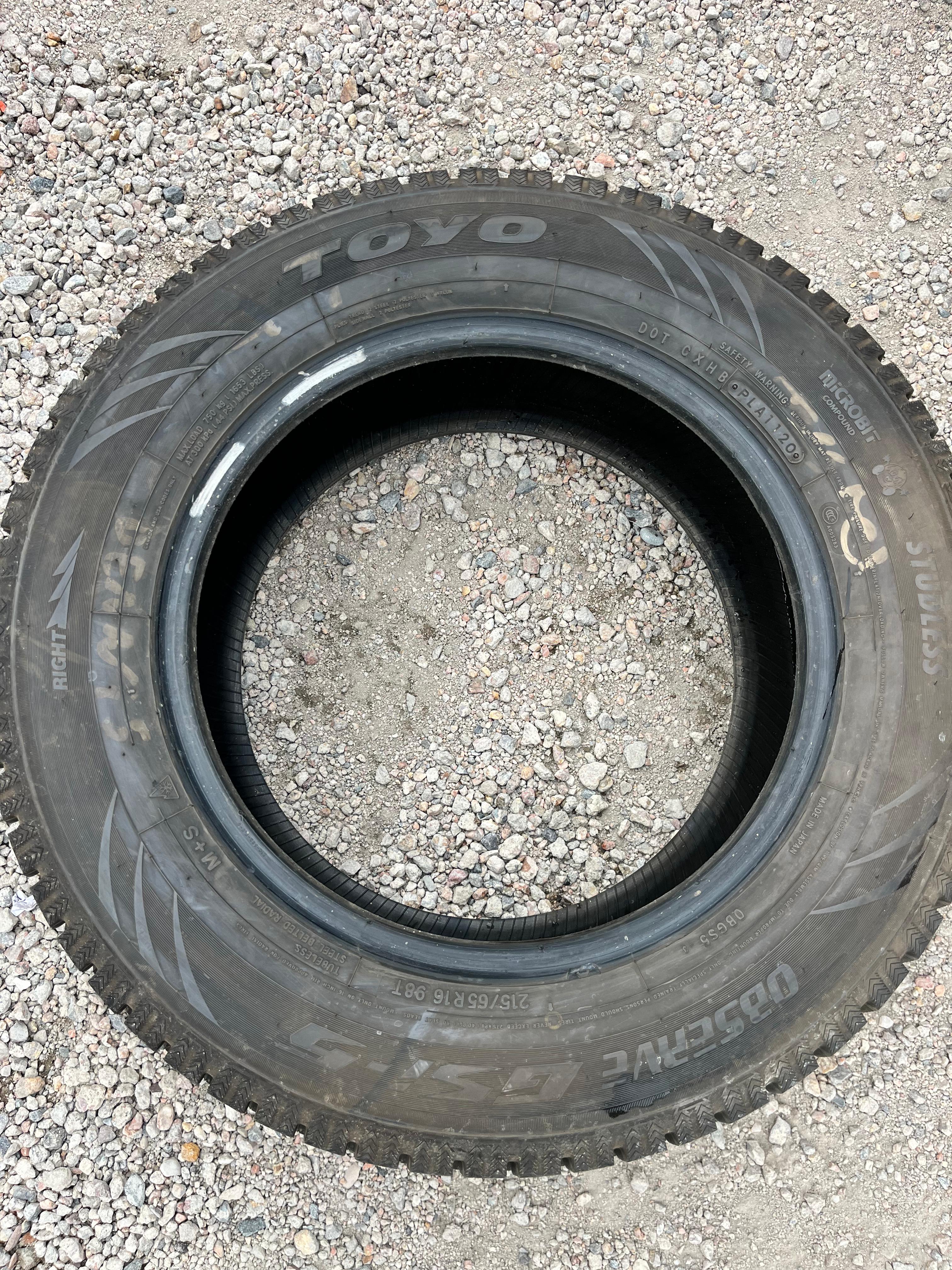 215/65R16  Pair (2 Used Tires) TOYO Observe GSi-5 ❄️