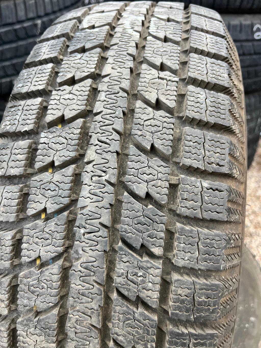 215/65R16  Pair (2 Used Tires) TOYO Observe GSi-5 ❄️