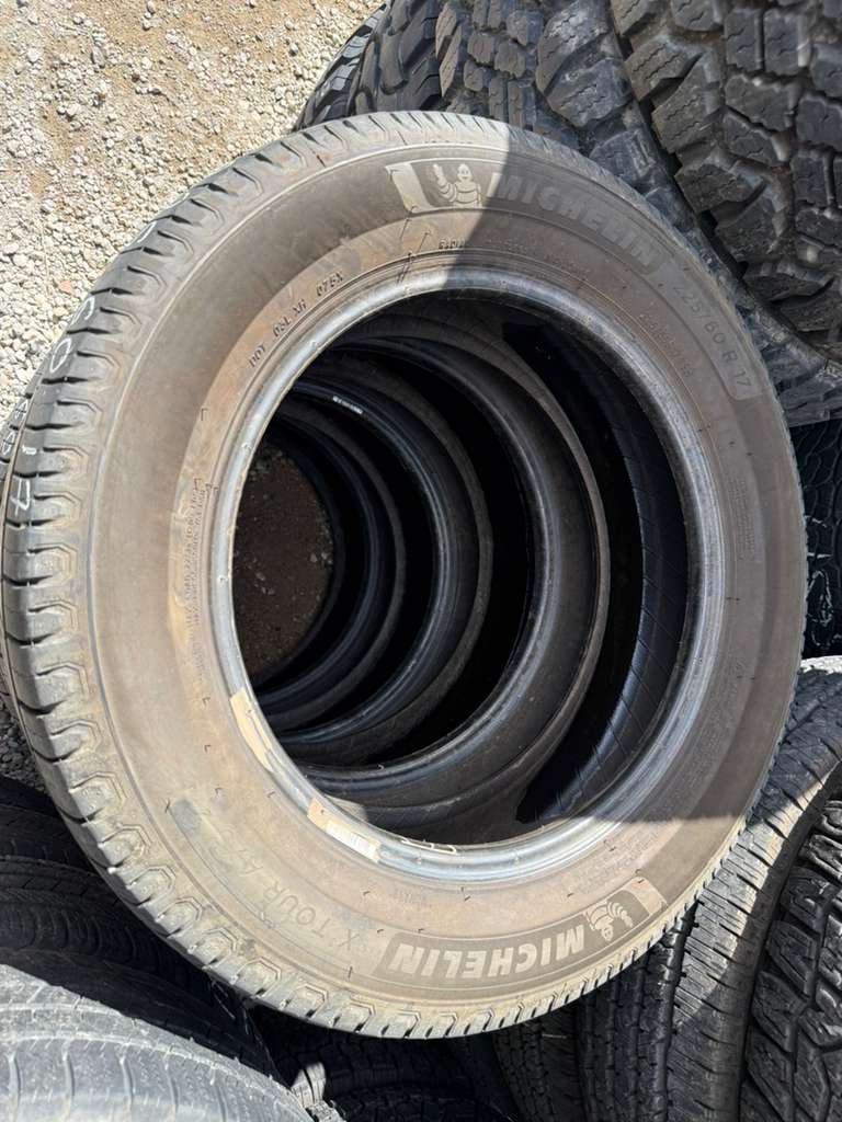225/65R17 Set (4 Used Tires) Michelin X Tour AS2