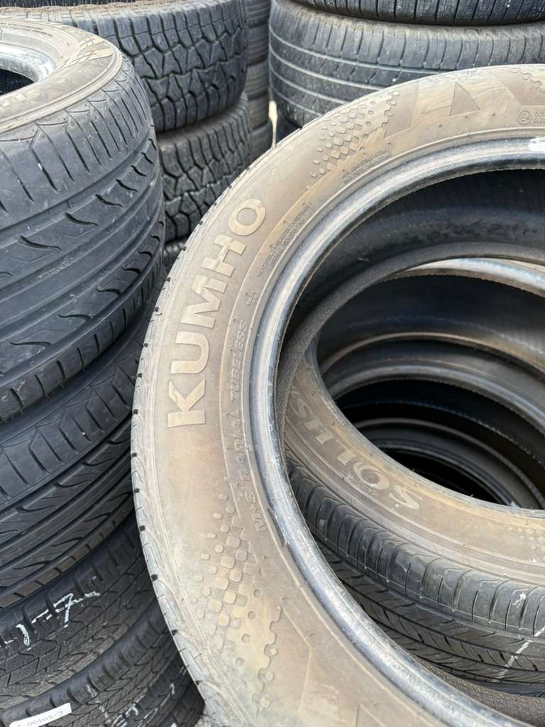215/55R17Set (4 Used Tires) Kumho Solus TA31+