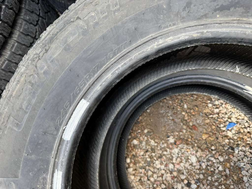 245/65R17  Pair (2 Used Tires)  Laufenn  X Fit HT