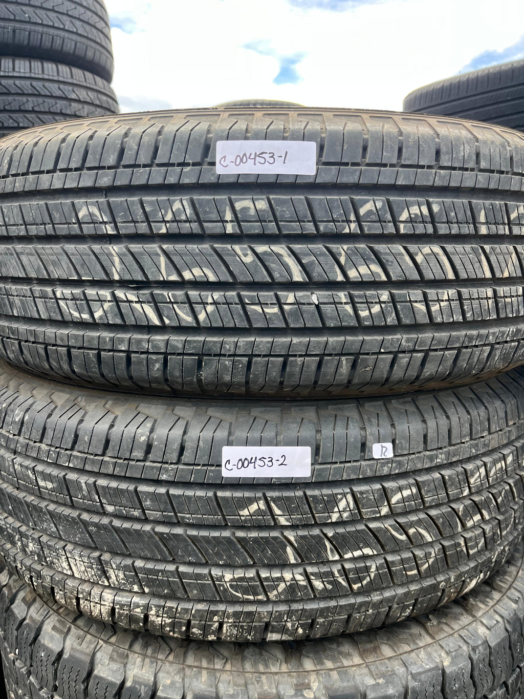 265/65R18 Pair (2 Used Tires) Michelin Primacy LTX