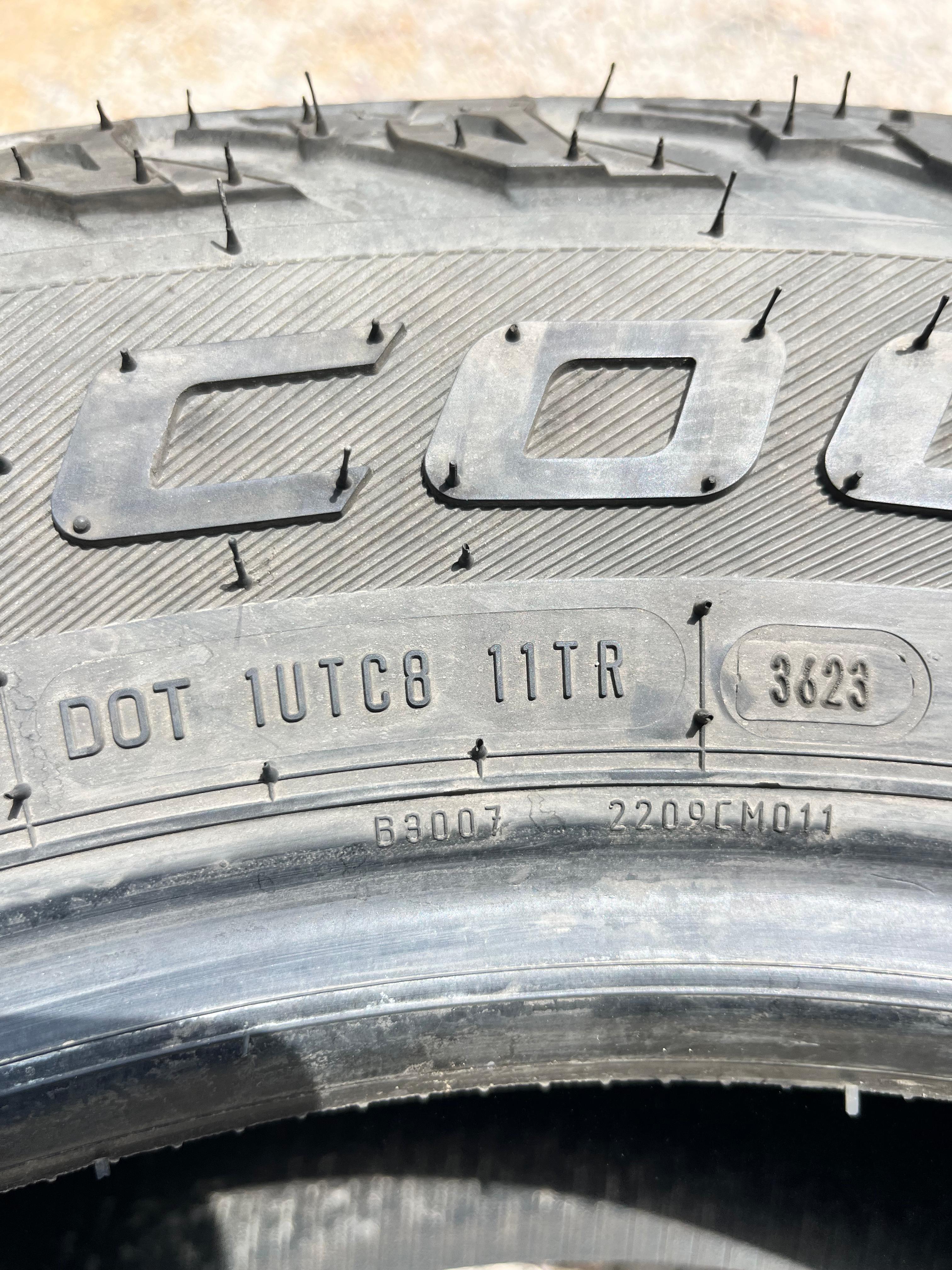 265/65R18 Pair (2 Used Tires) Cooper Discoverer AT