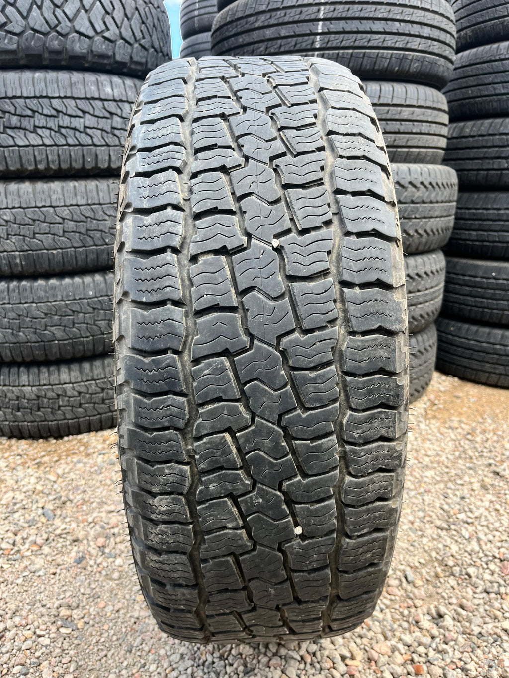 265/65R18 Pair (2 Used Tires) Cooper Discoverer AT