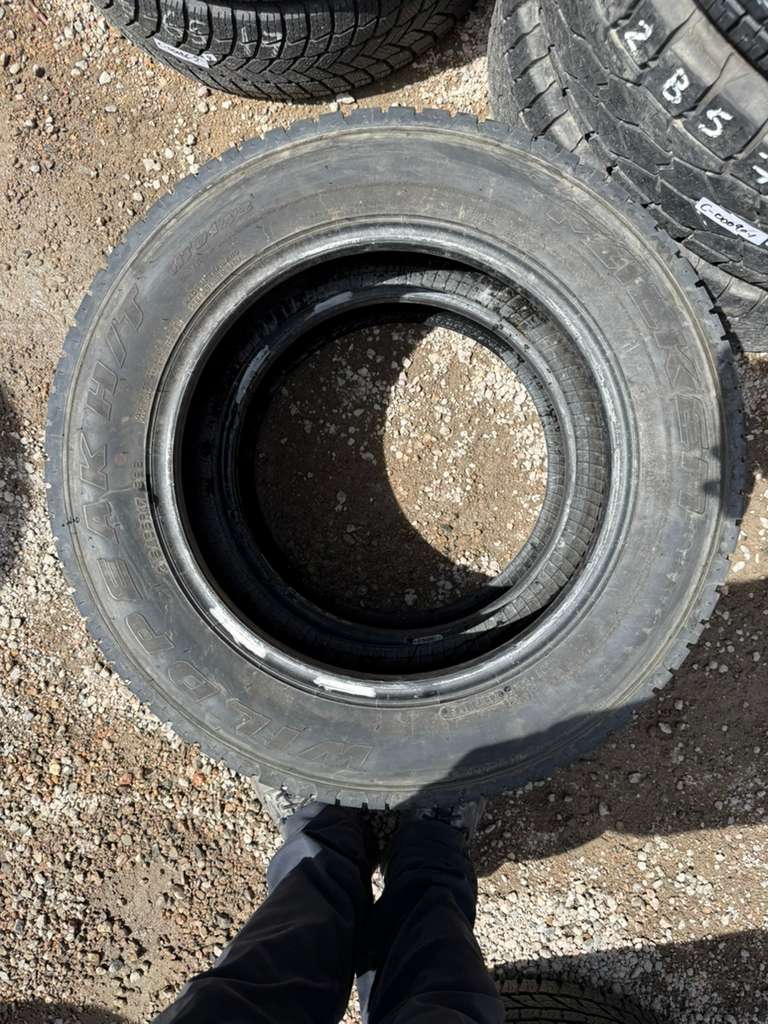 215/65R17 Pair (2 Used Tires) Falken Wildpeak H/T