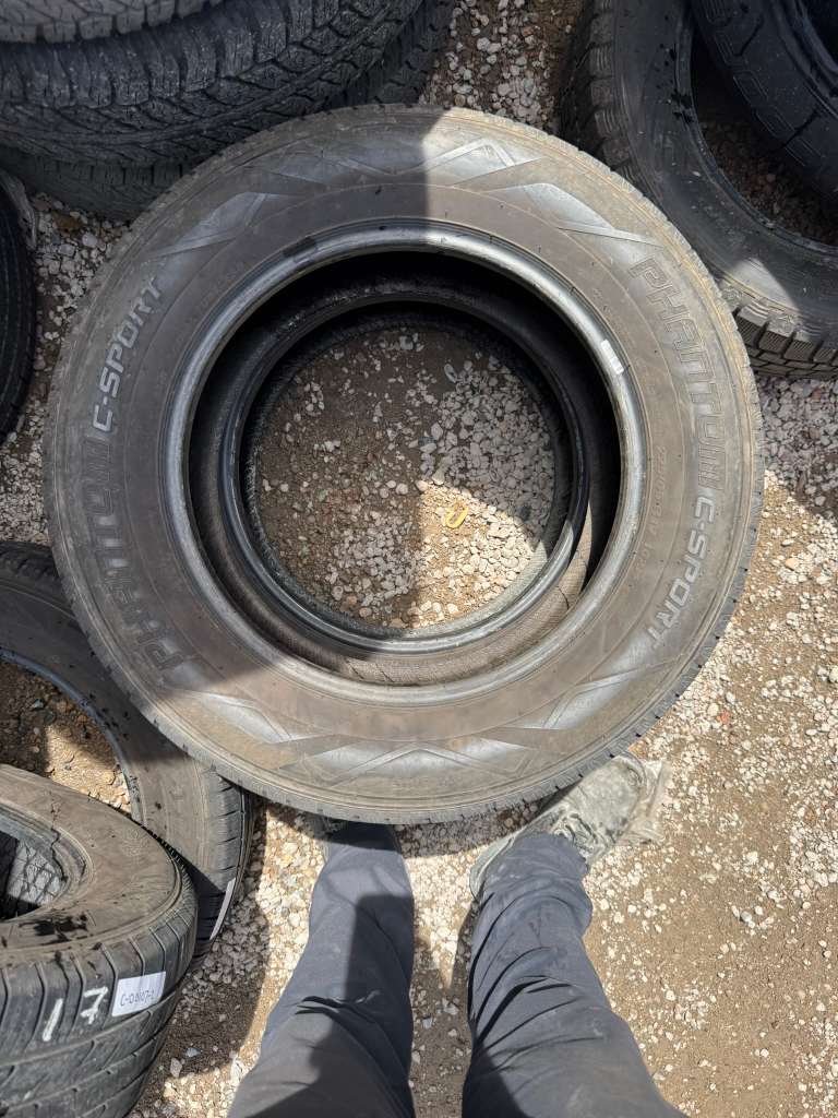 225/65R17 Pair (2 Used Tires) Phantom C- Sport