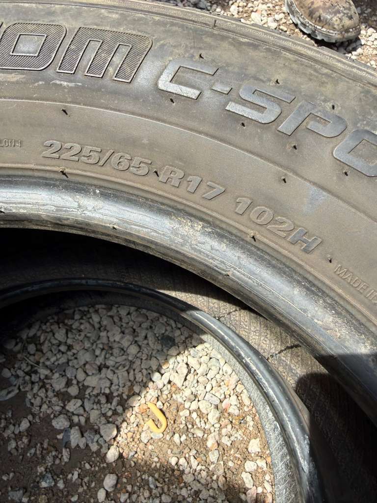 225/65R17 Pair (2 Used Tires) Phantom C- Sport