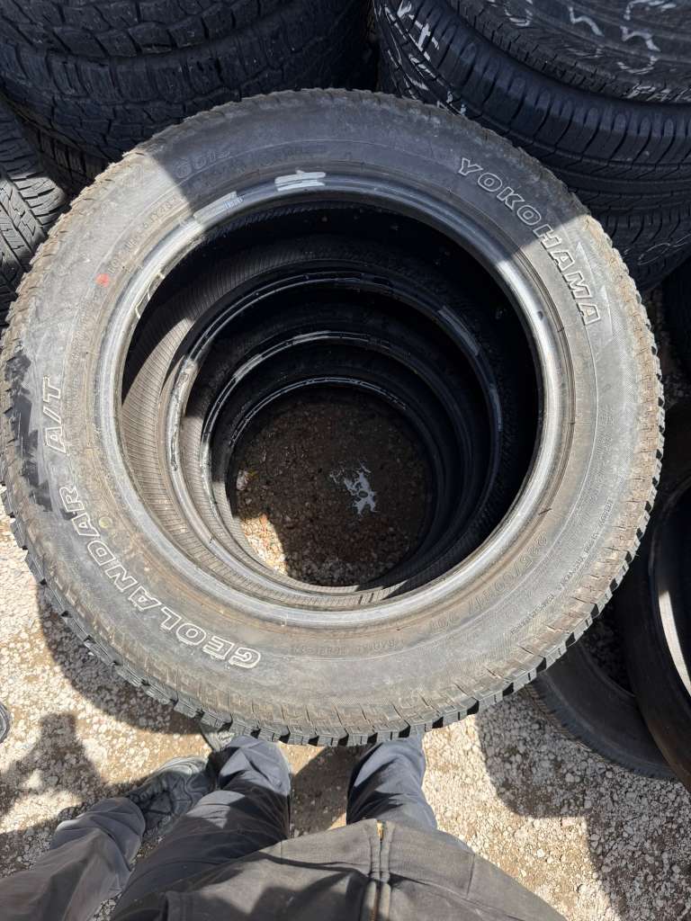 225/65R17 Set (4 Used Tires) Yokohama Geolandar A/T