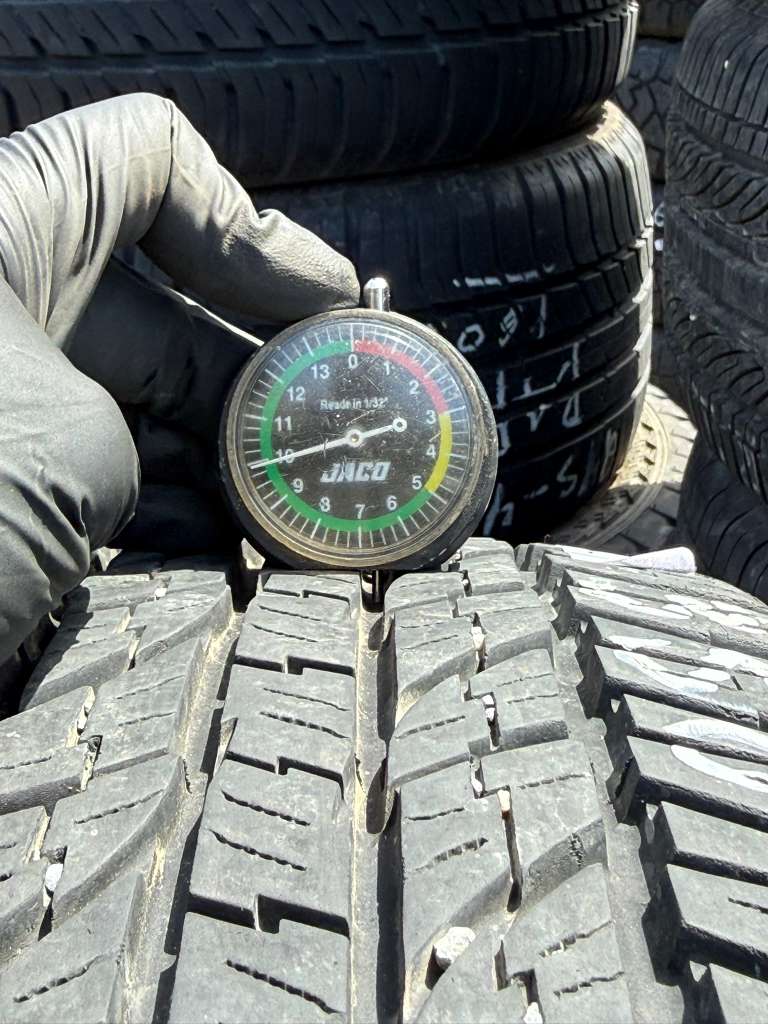 225/65R17 Set (4 Used Tires) Yokohama Geolandar A/T