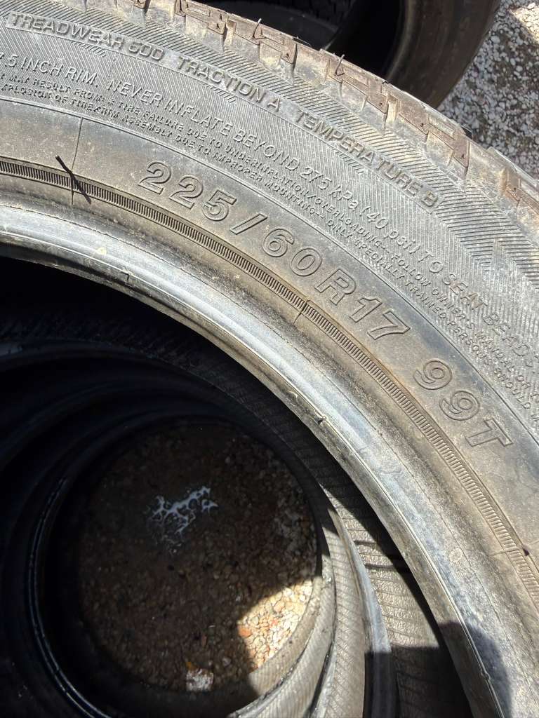 225/65R17 Set (4 Used Tires) Yokohama Geolandar A/T