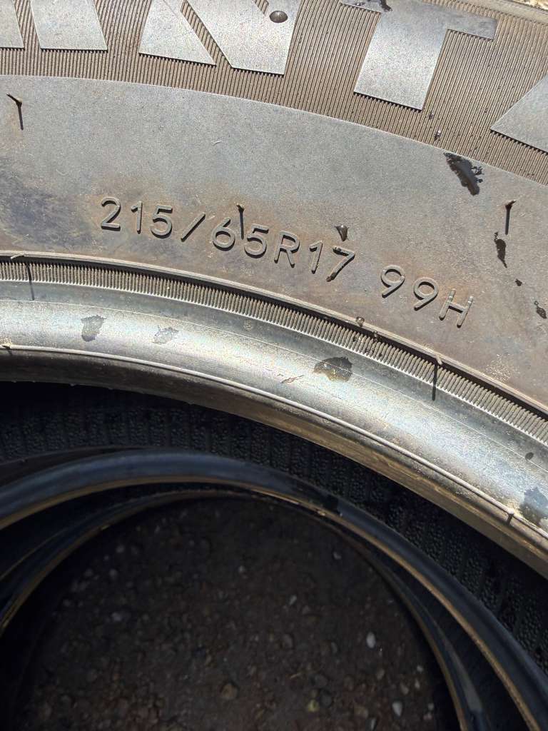 215/65R17 (3 Used Tires) Advanta ER-800