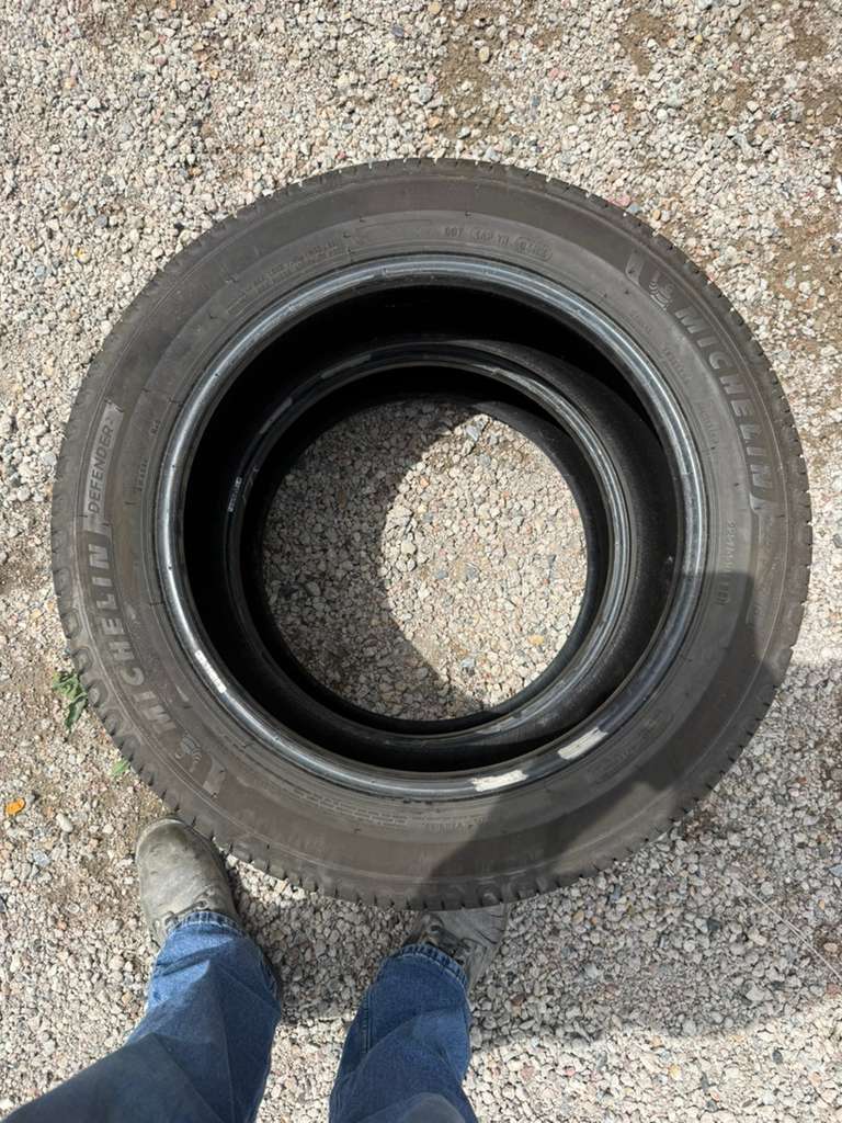 225/55R18 Pair (2 Used Tires) Michelin Defender 2