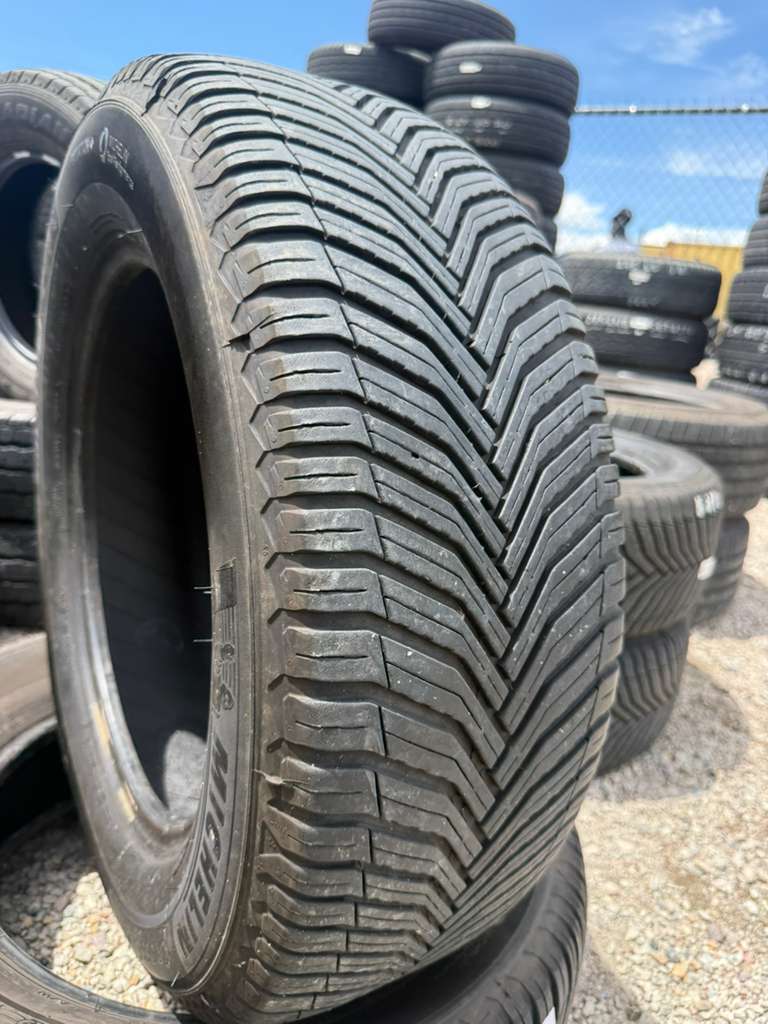 235/65R18 Pair (2 Used Tires) Michelin CrossClimate2