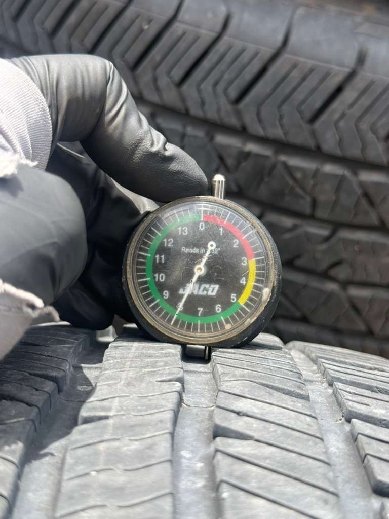 215/55R17 Pair (2 Used Tires) BFGoodrich Advantage Control
