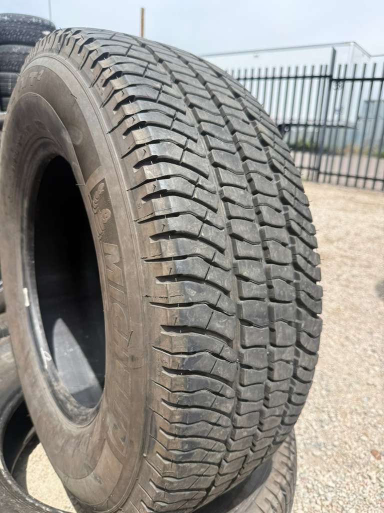 LT275/70R18 Pair (2 Used Tires) Michelin LTX A/T 2