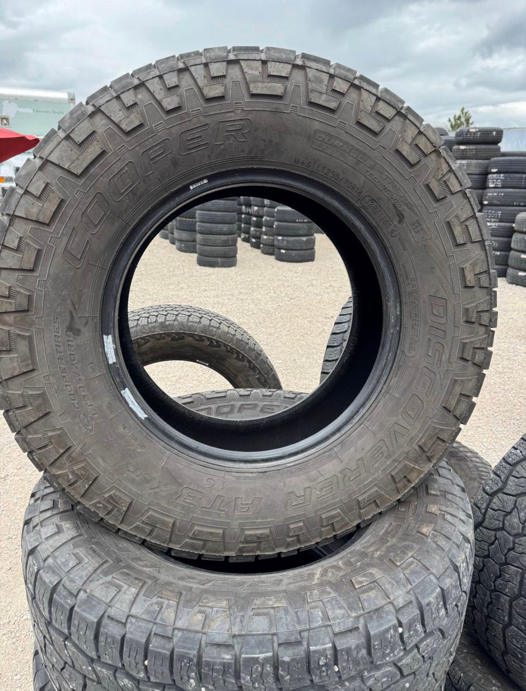 LT295/70R18 Set (4 Used Tires) Cooper Discoverer AT3 XLT
