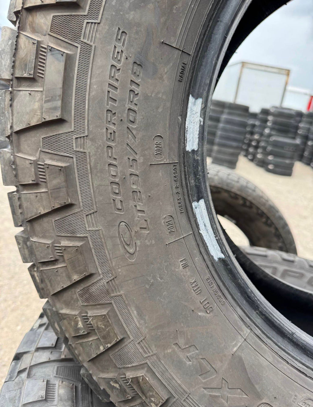 LT295/70R18 Set (4 Used Tires) Cooper Discoverer AT3 XLT