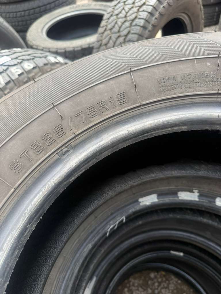 ST225/75R15 (5 Used Tires) TowStar ST Radial