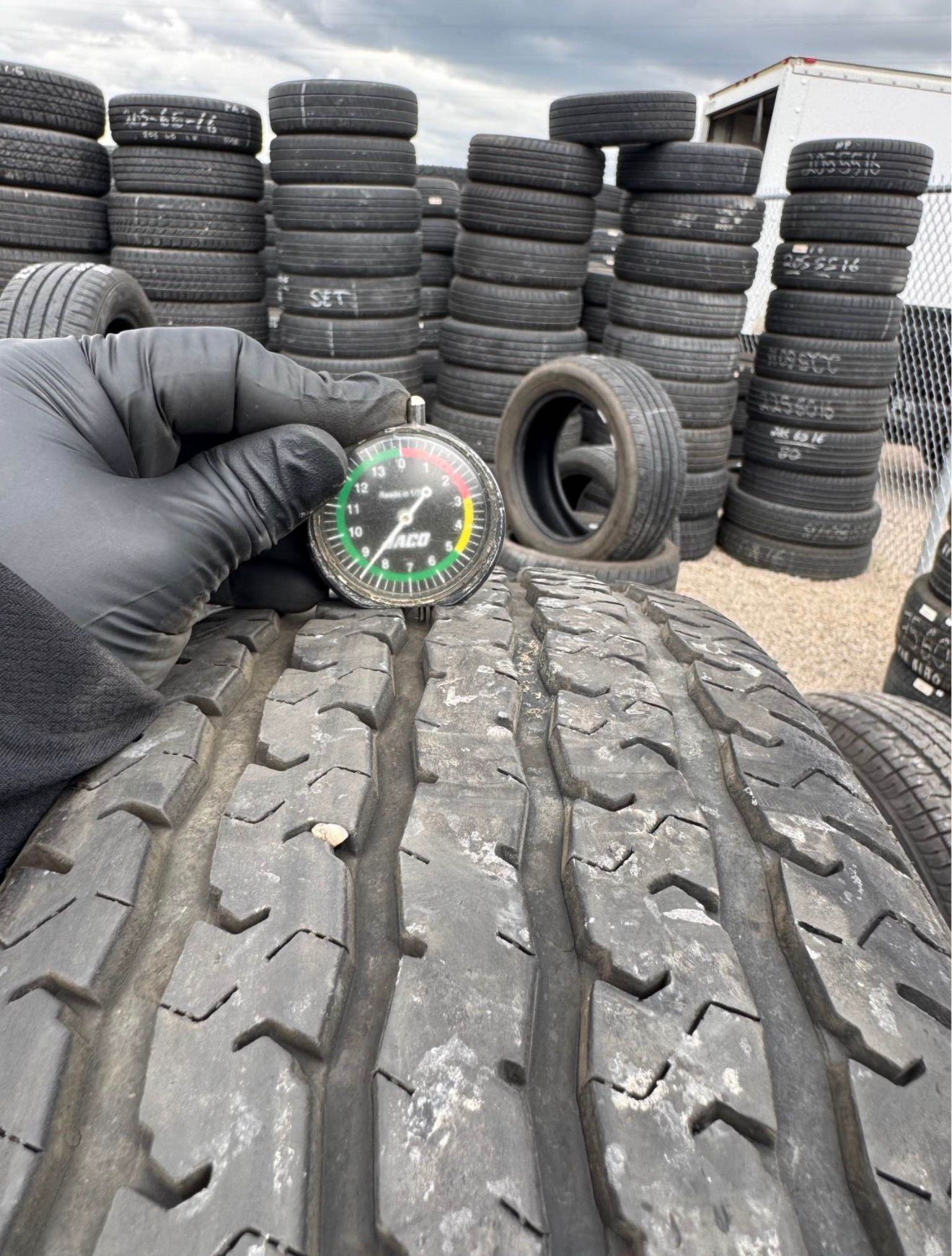 ST225/75R15 (5 Used Tires) TowStar ST Radial