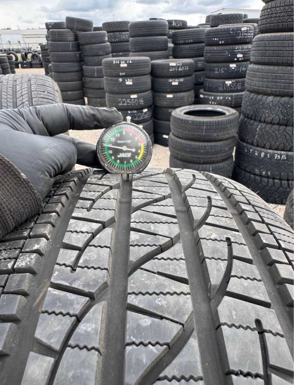 245/50R20 Set (4 Used Tires) Firestone Destination LE3
