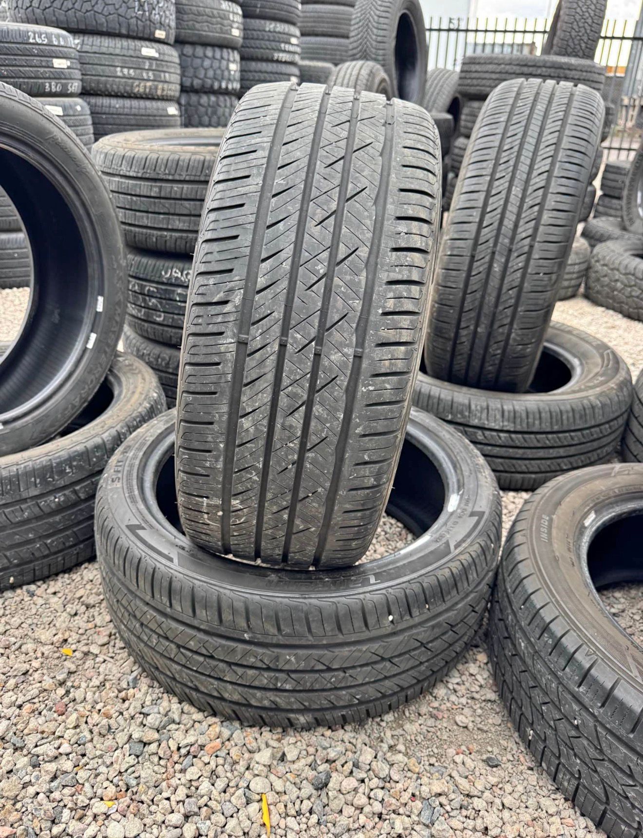 225/40R18 Pair (2 Used Tires) Laufenn S Fit AS