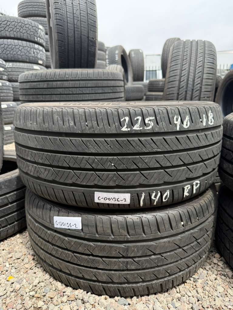 225/40R18 Pair (2 Used Tires) Laufenn S Fit AS