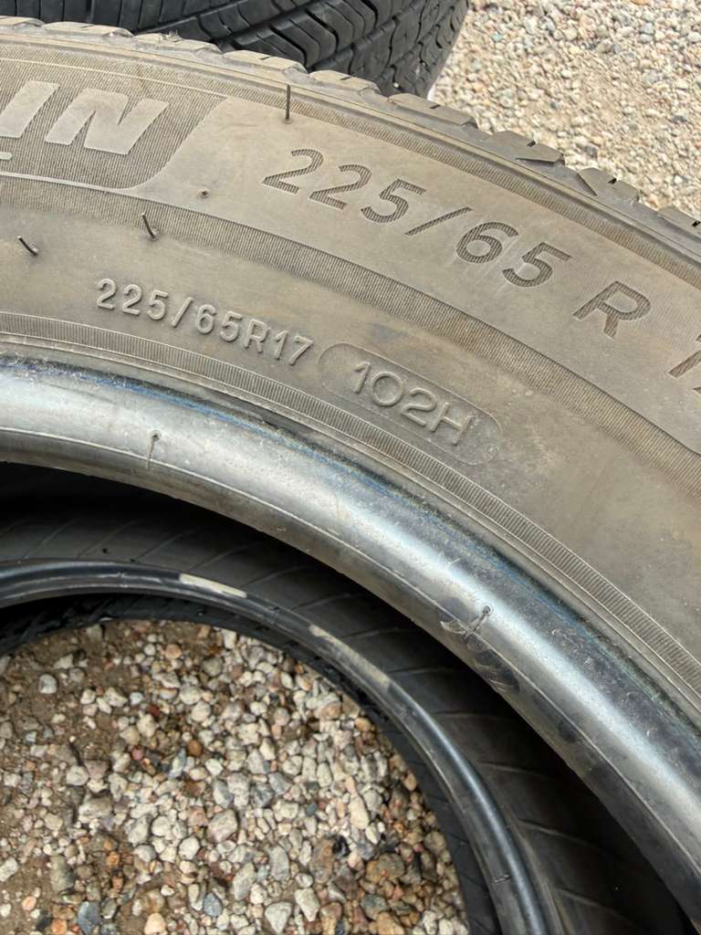 225/65R17 Pair (2 Used Tires) Michelin CrossClimate 2