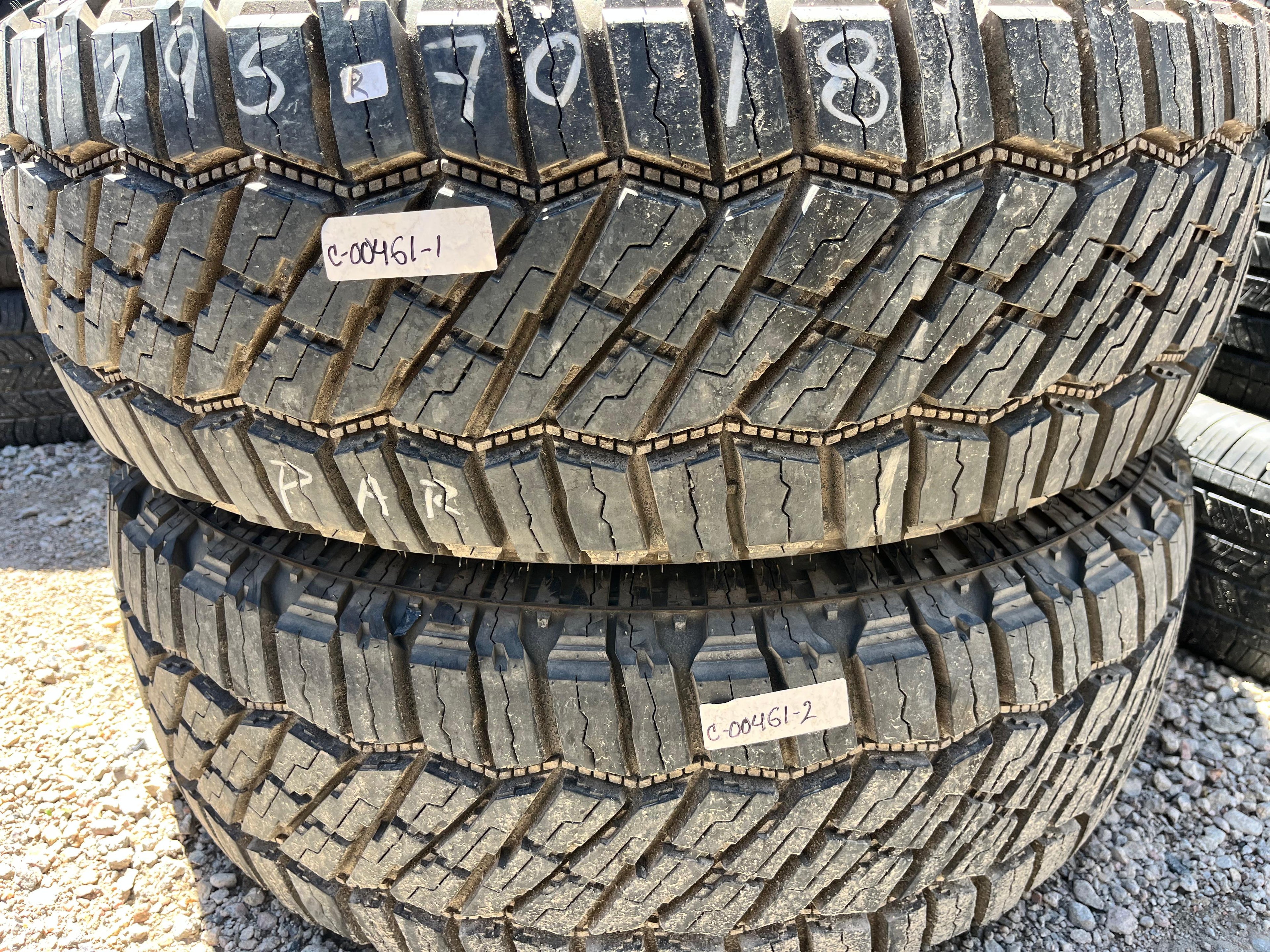 LT295/70R18  Pair (2 Like New Tires) Milestar Patagonia