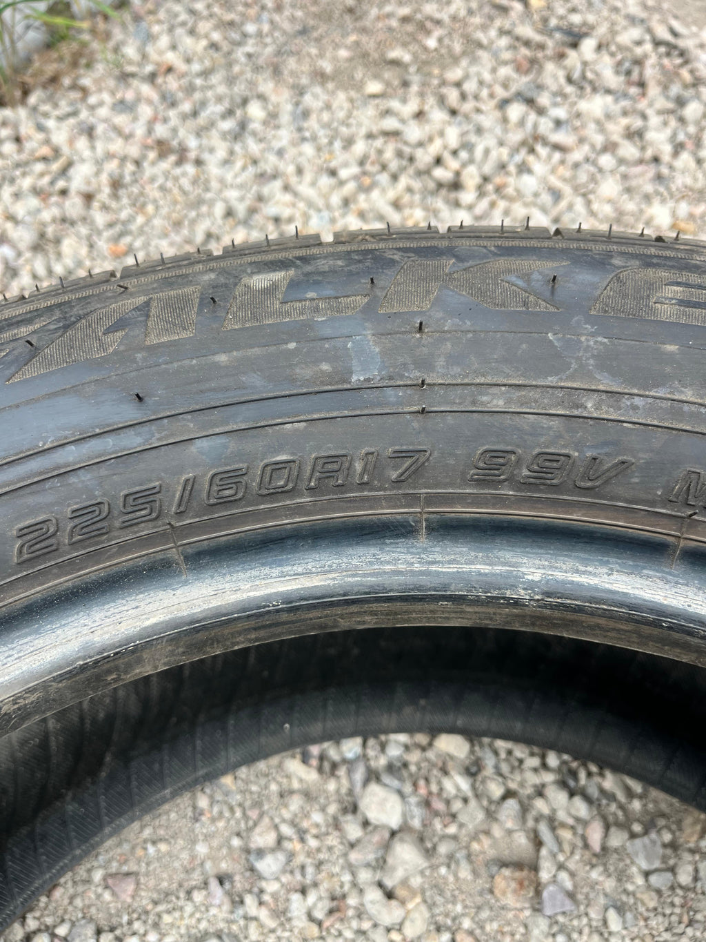 225/60R17 Set (4 Used Tires) Falken Pro G5 CSV