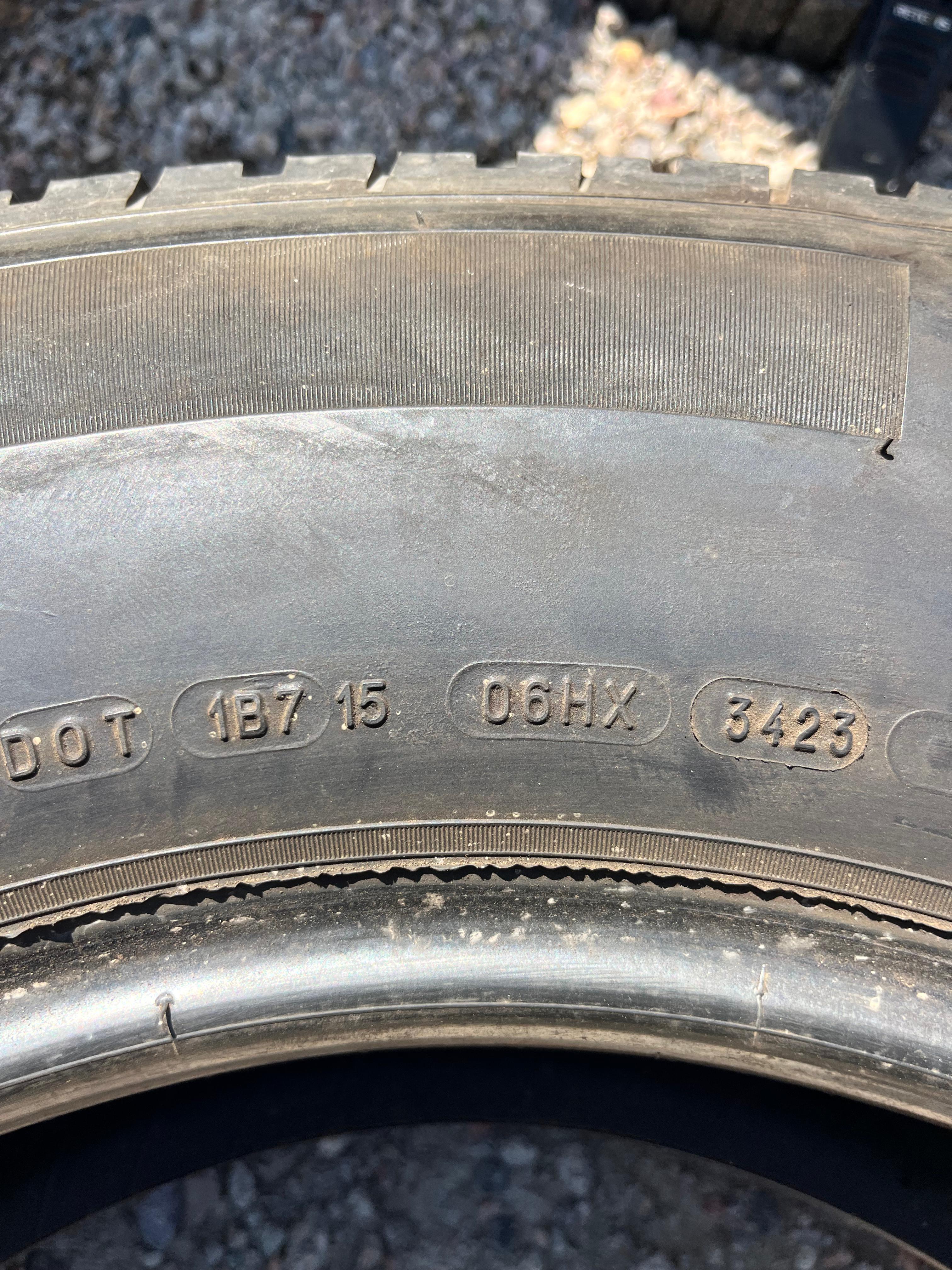 275/70R18 Set (4 Used Tires) Michelin LTX 2