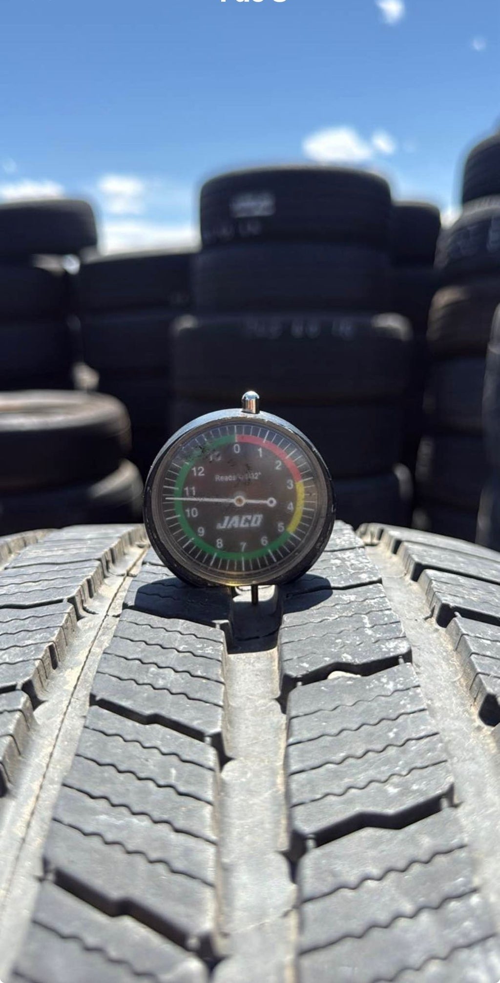 285/60R18 Set (4 Used Tires) Michelin Defender LTX