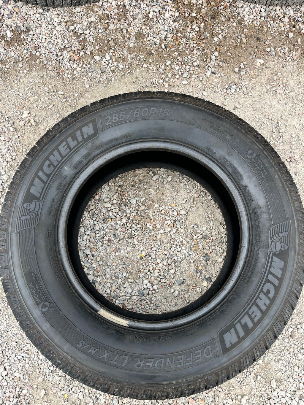 285/60R18 Set (4 Used Tires) Michelin Defender LTX