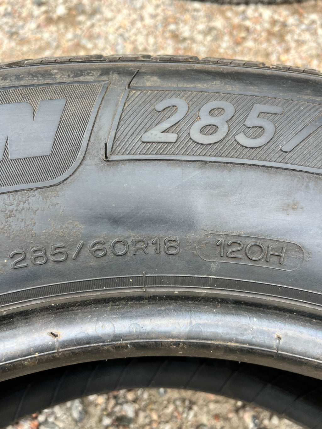 285/60R18 Set (4 Used Tires) Michelin Defender LTX