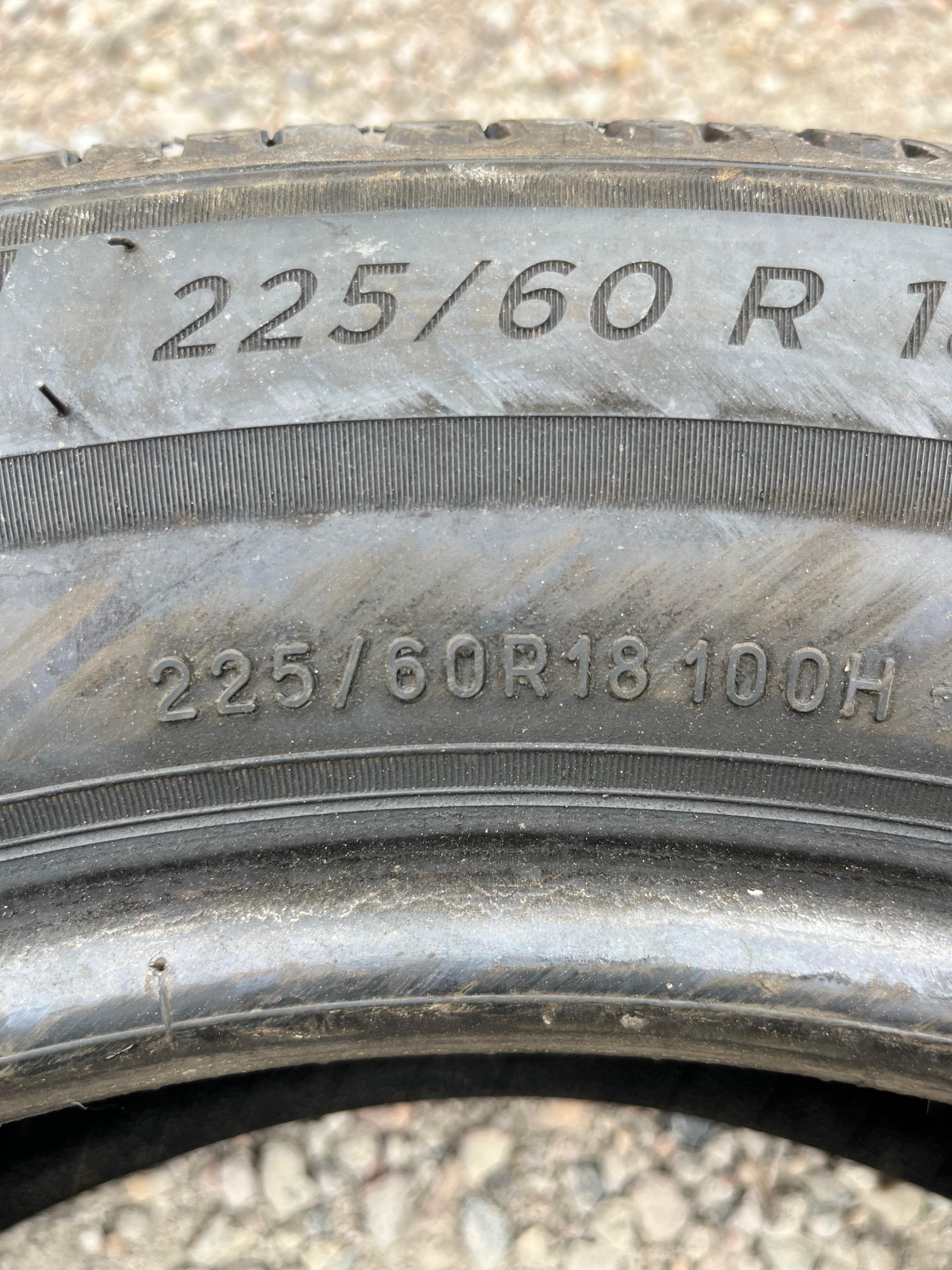 225/60R18 Set (4 Used Tires) Michelin Defender
