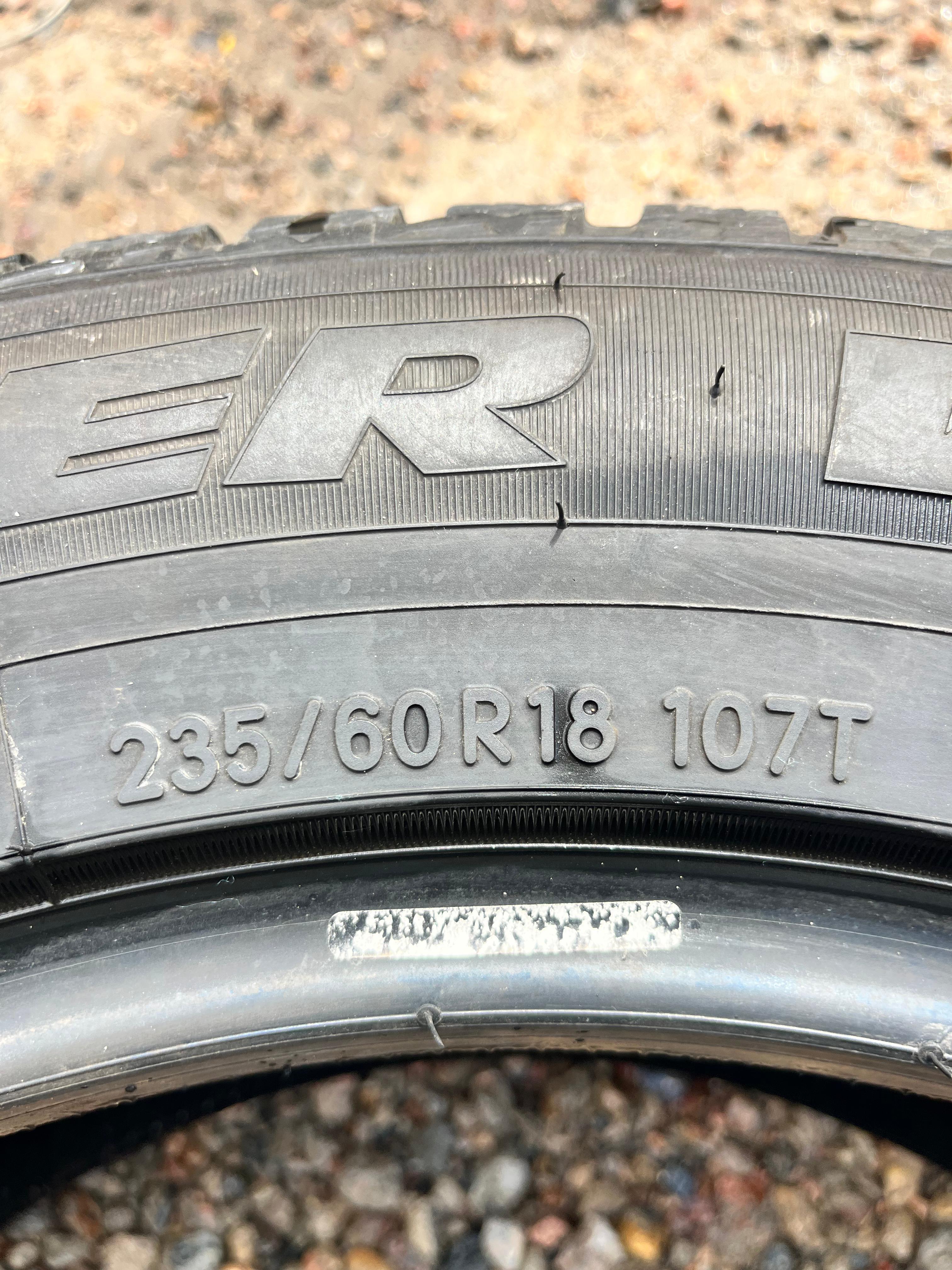 235/60R18 Set (4 Used Tires) Artic Claw Winter WXI