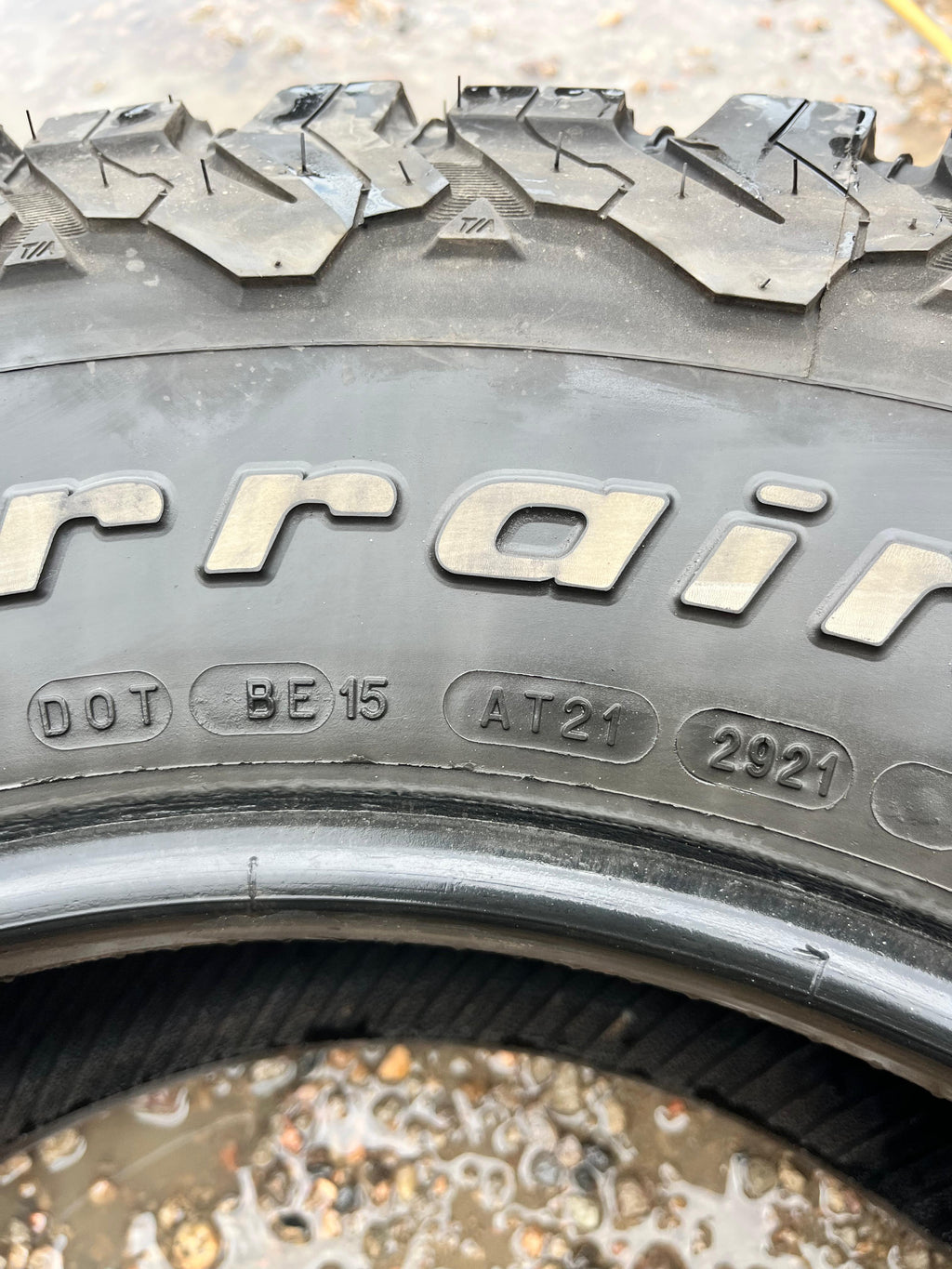 LT275/70R18 Set (4 Used Tires) BFGoodrich All Terrain KO2