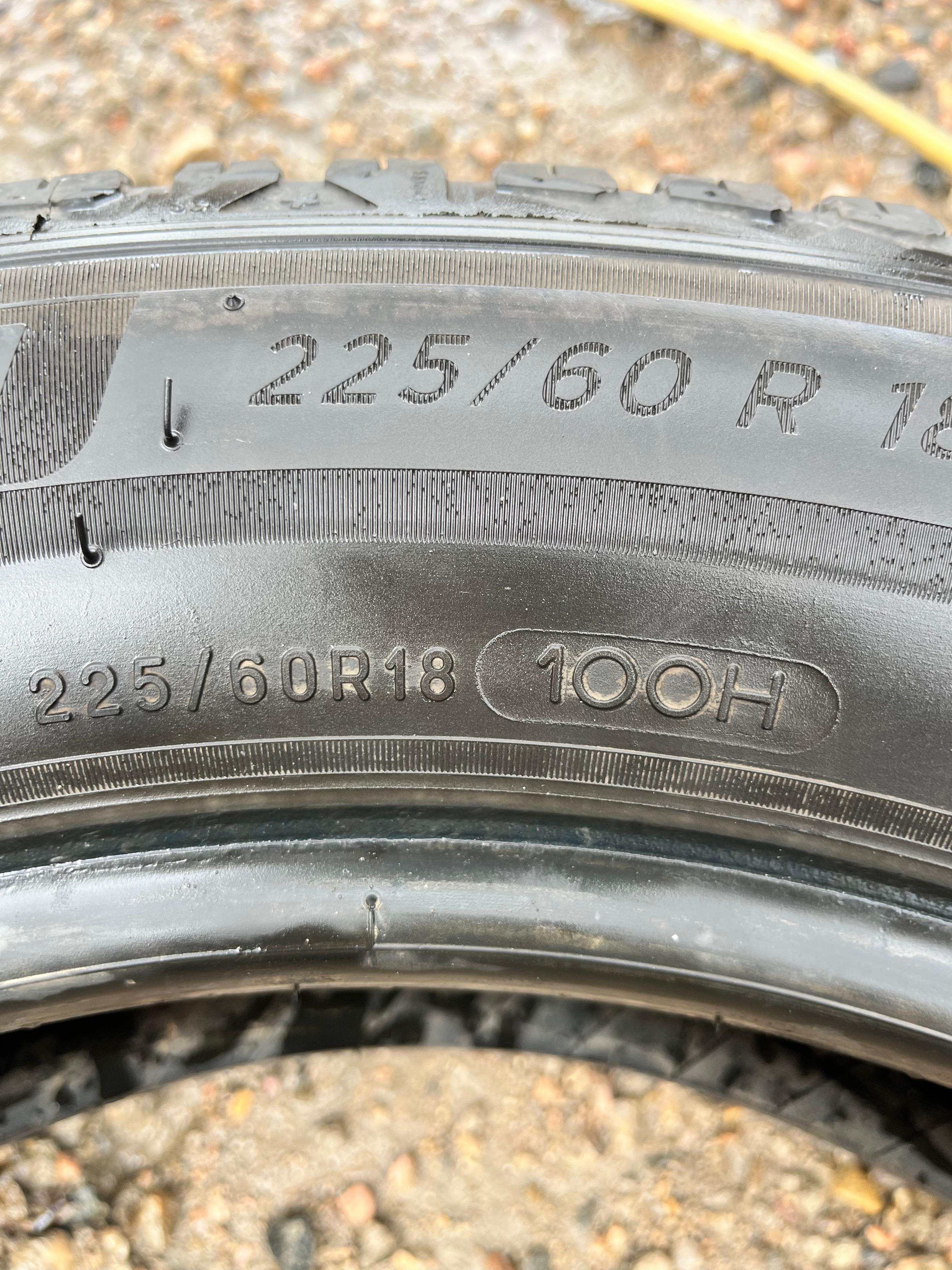 225/60R18 Set (4 Used Tires) Michelin Cross Climate