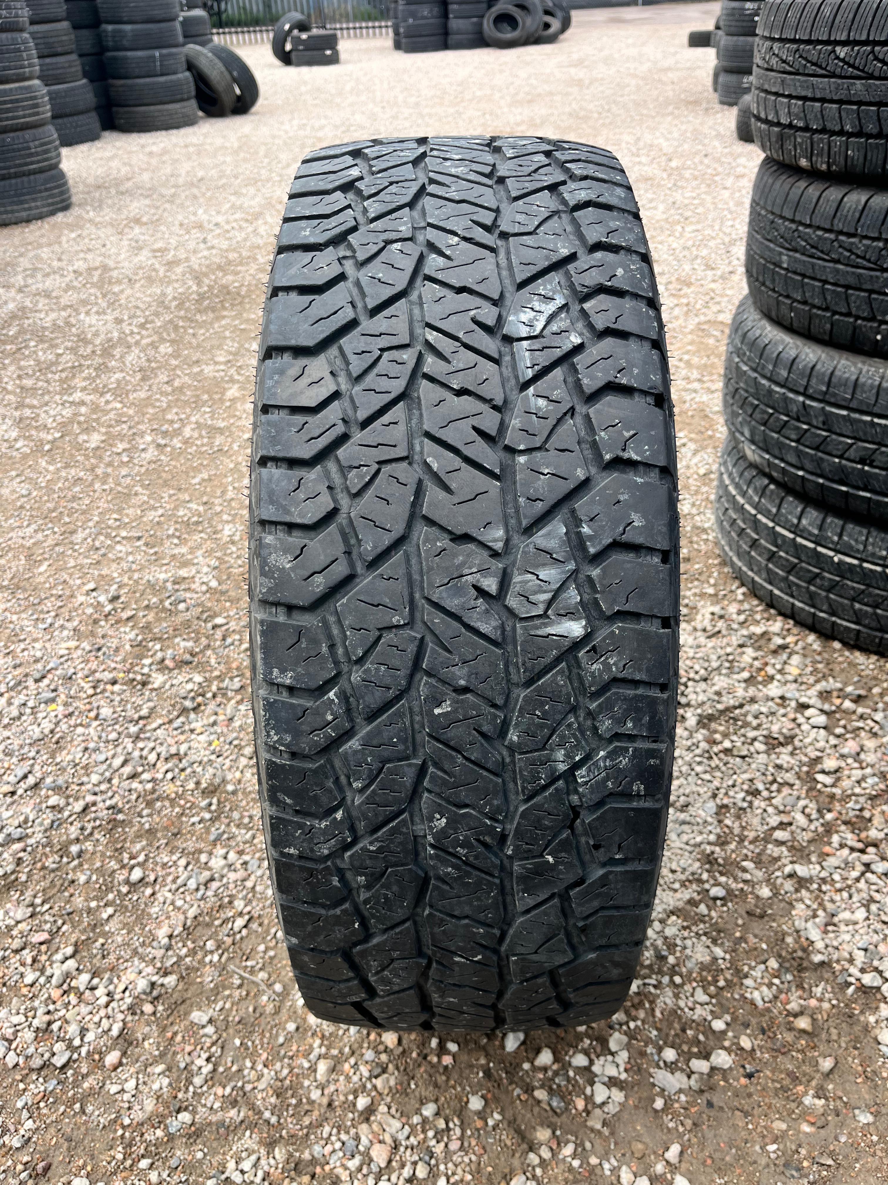 LT275/65R18 Pair (2 Used Tires) Hankook Dynapro AT2