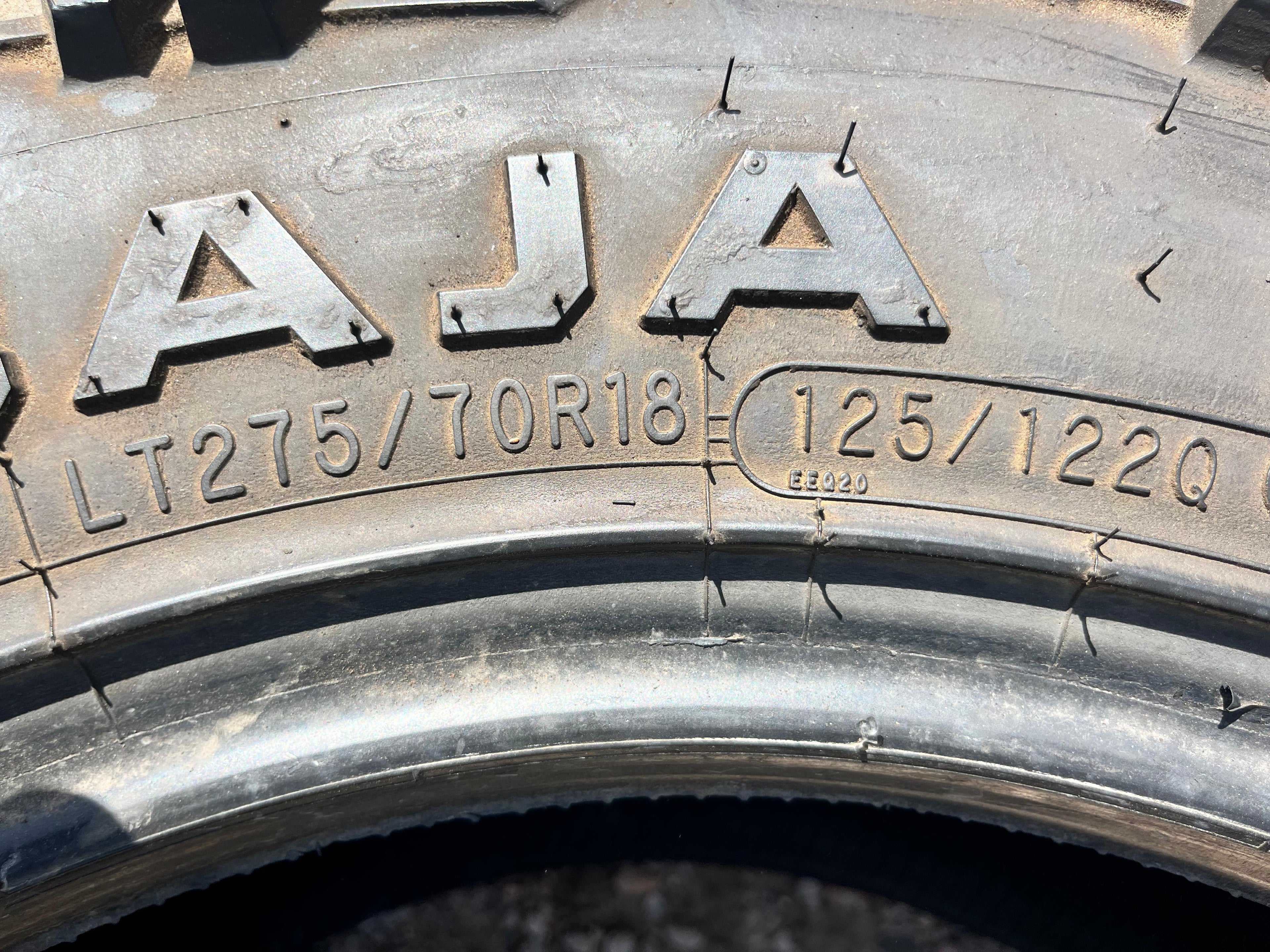 LT275/70R18 Set (4 Used Tires) Mickey Thompson Baja Boss