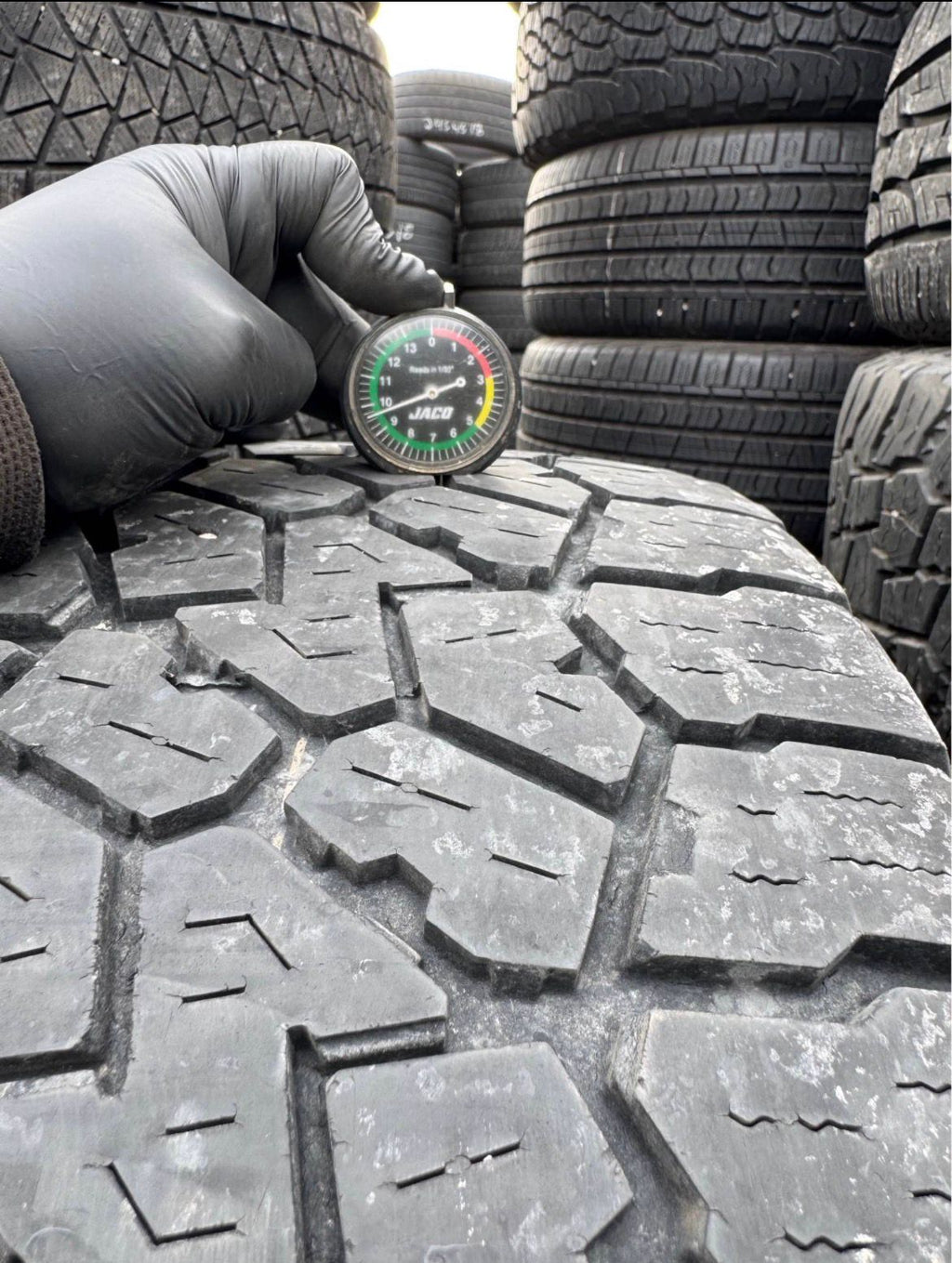 LT275/70R18 Set (4 Used Tires) Falken Wild Peak