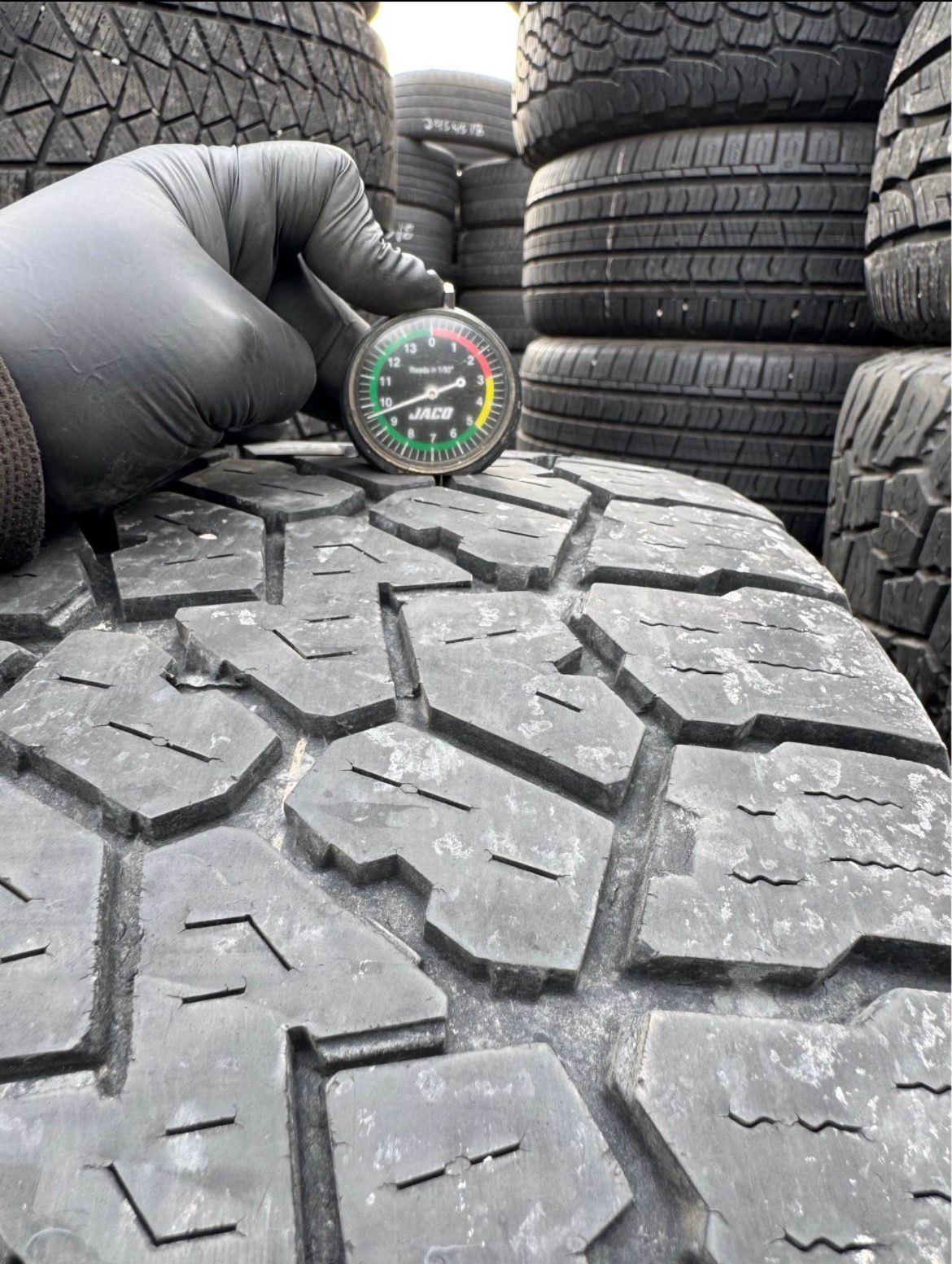 LT275/70R18 Set (4 Used Tires) Falken Wild Peak