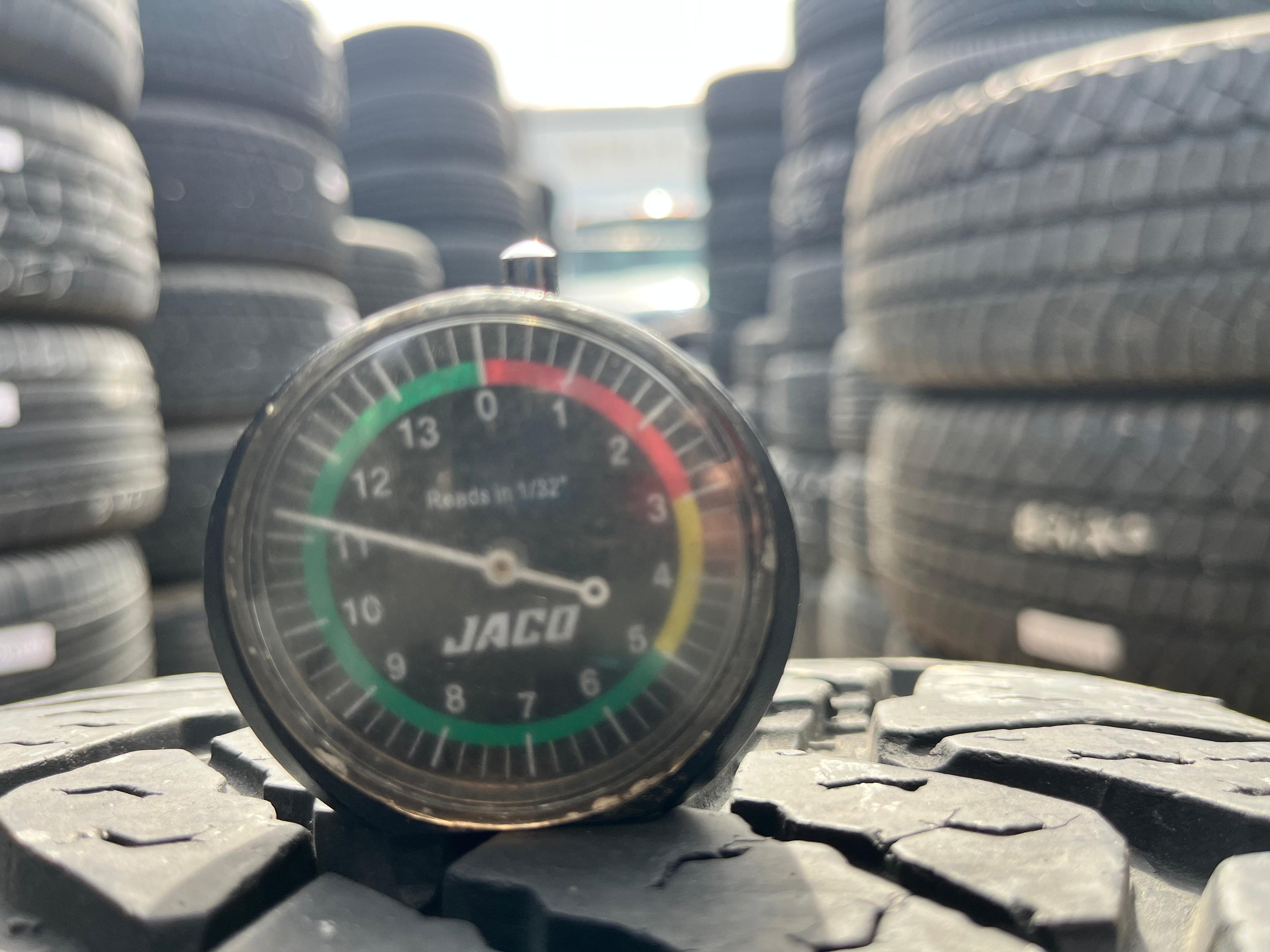 265/60R18 Pair (2 Used Tires) Goodyear Wrangler Duratrac