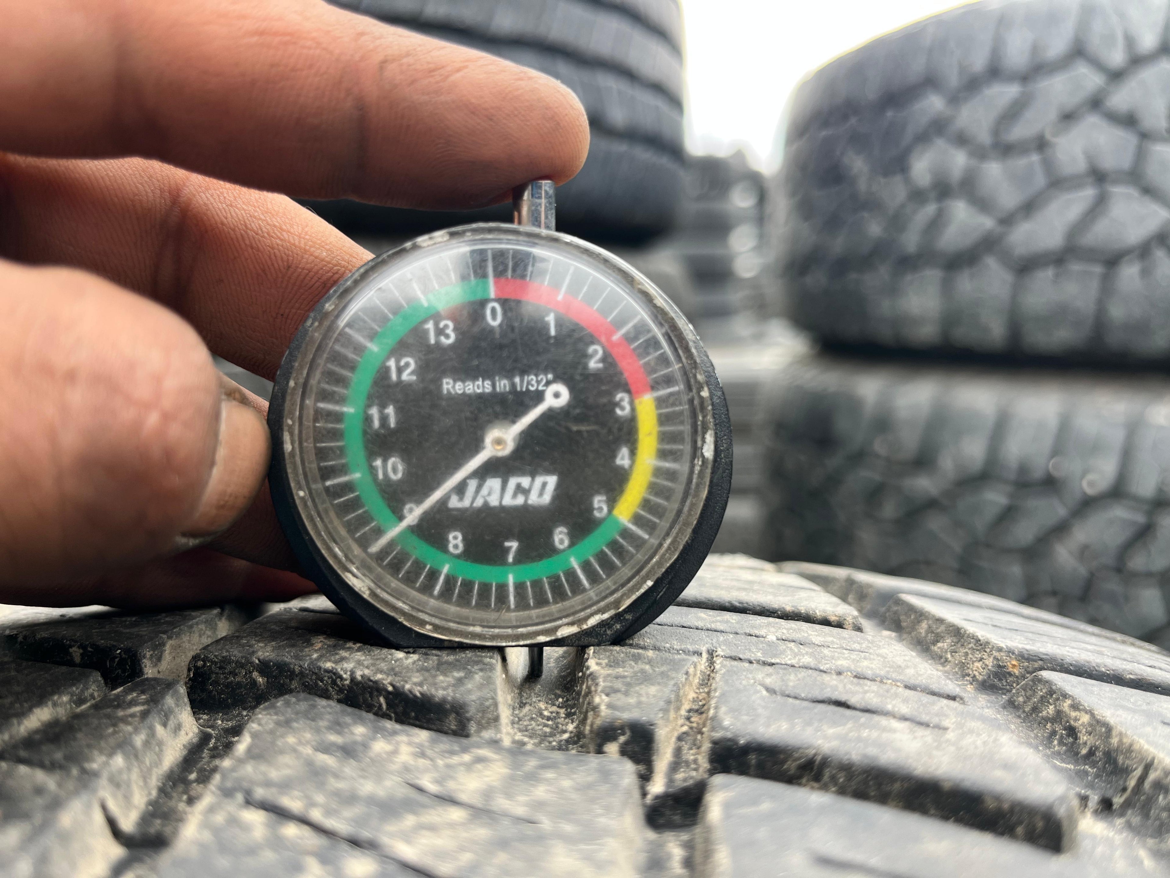 265/60R18 Set (4 Used Tires) Cooper Discoverer