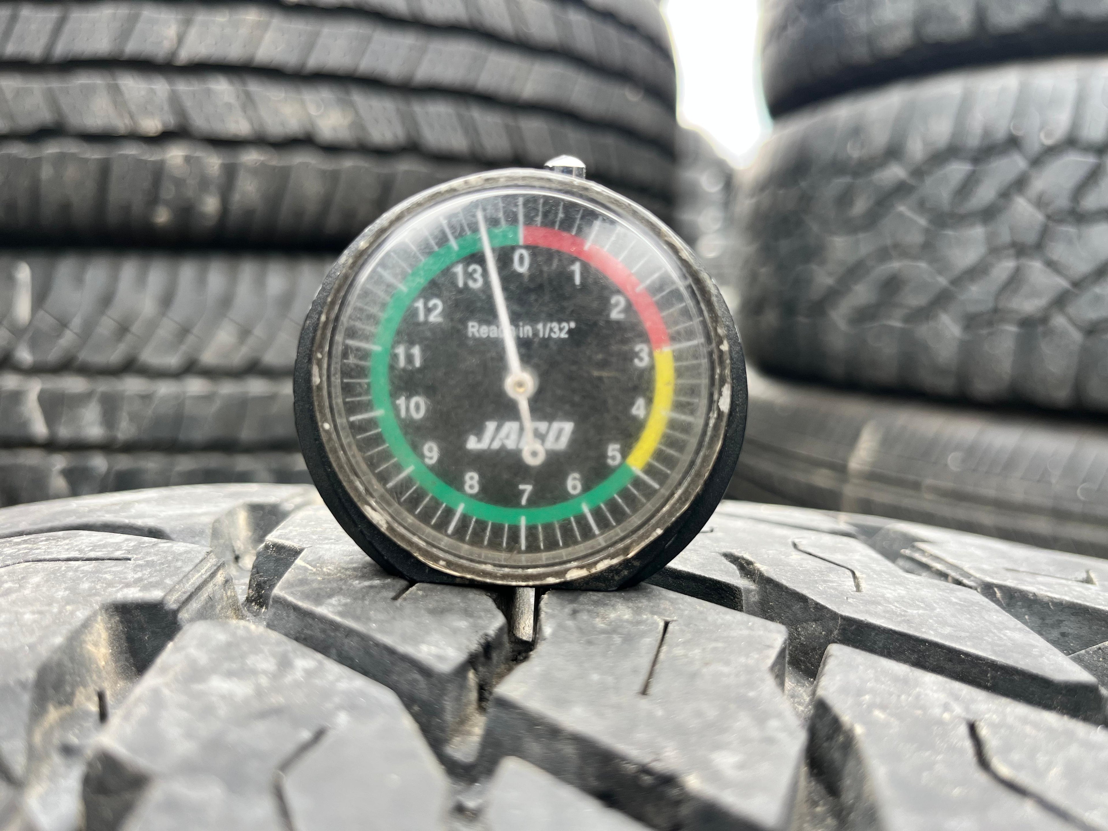 LT265/65R18 Pair (2 Used Tires) Cooper Discoverer